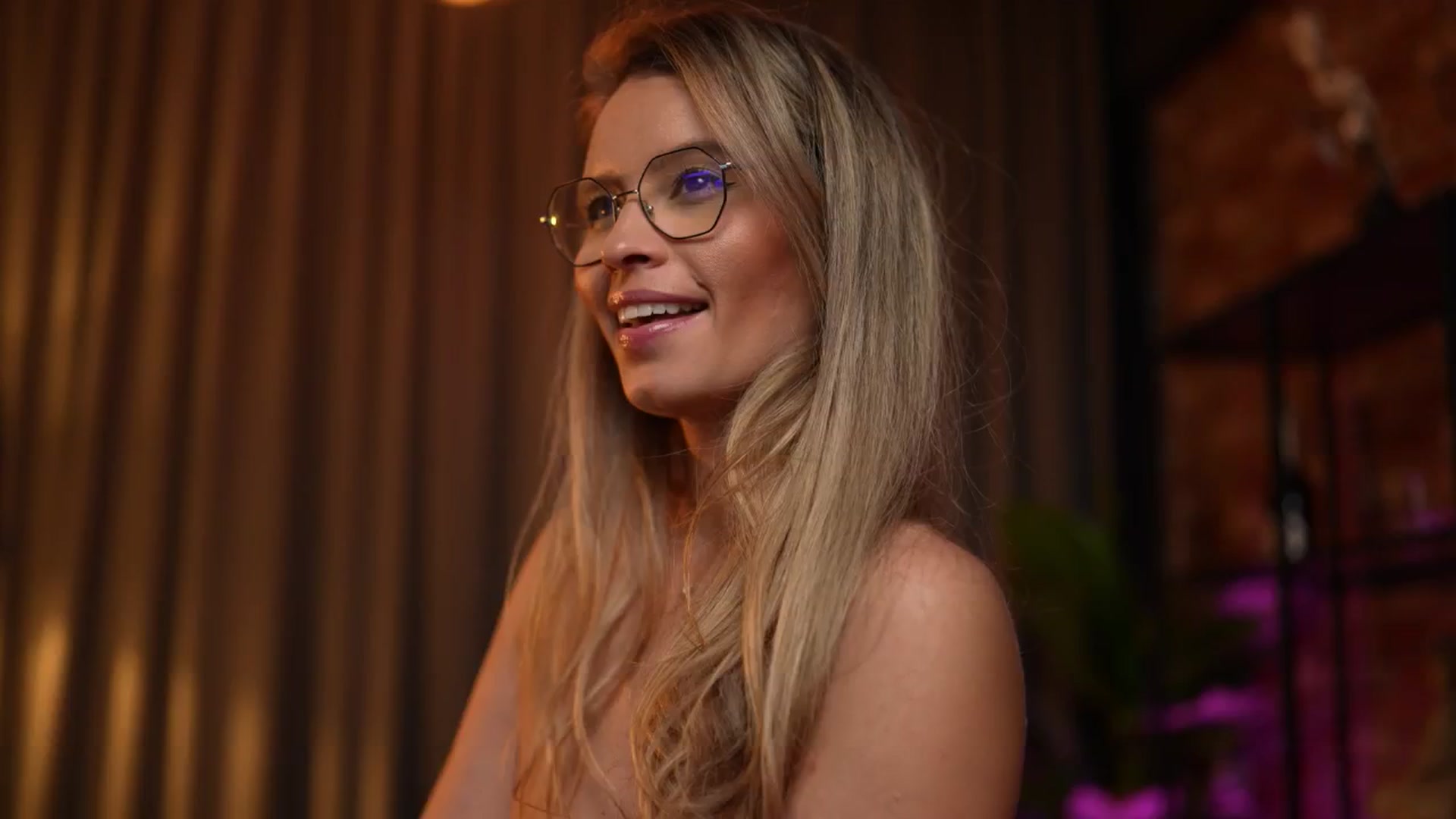 Gallery image thumbnail from BrandyWhite's myfreecams stream on, 07/14/2024, 10:47 image 7 of 20