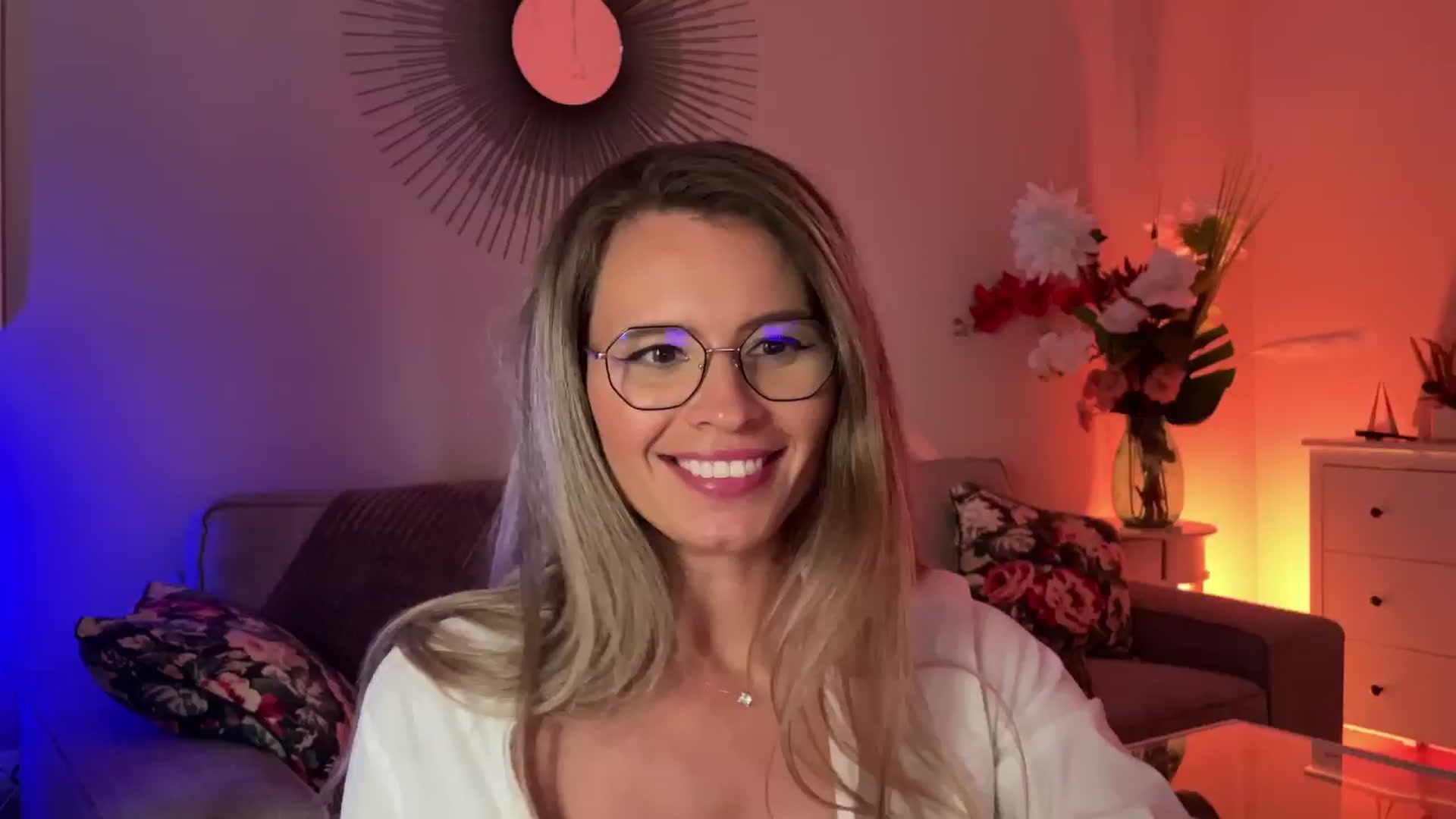 Gallery image thumbnail from BrandyWhite's myfreecams stream on, 08/07/2024, 10:24 image 2 of 20