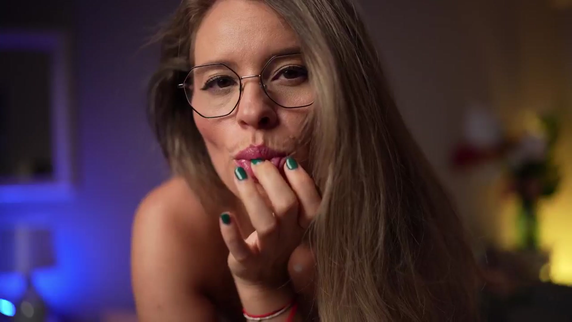 Gallery image thumbnail from BrandyWhite's myfreecams stream on, 08/20/2024, 04:02 image 15 of 20