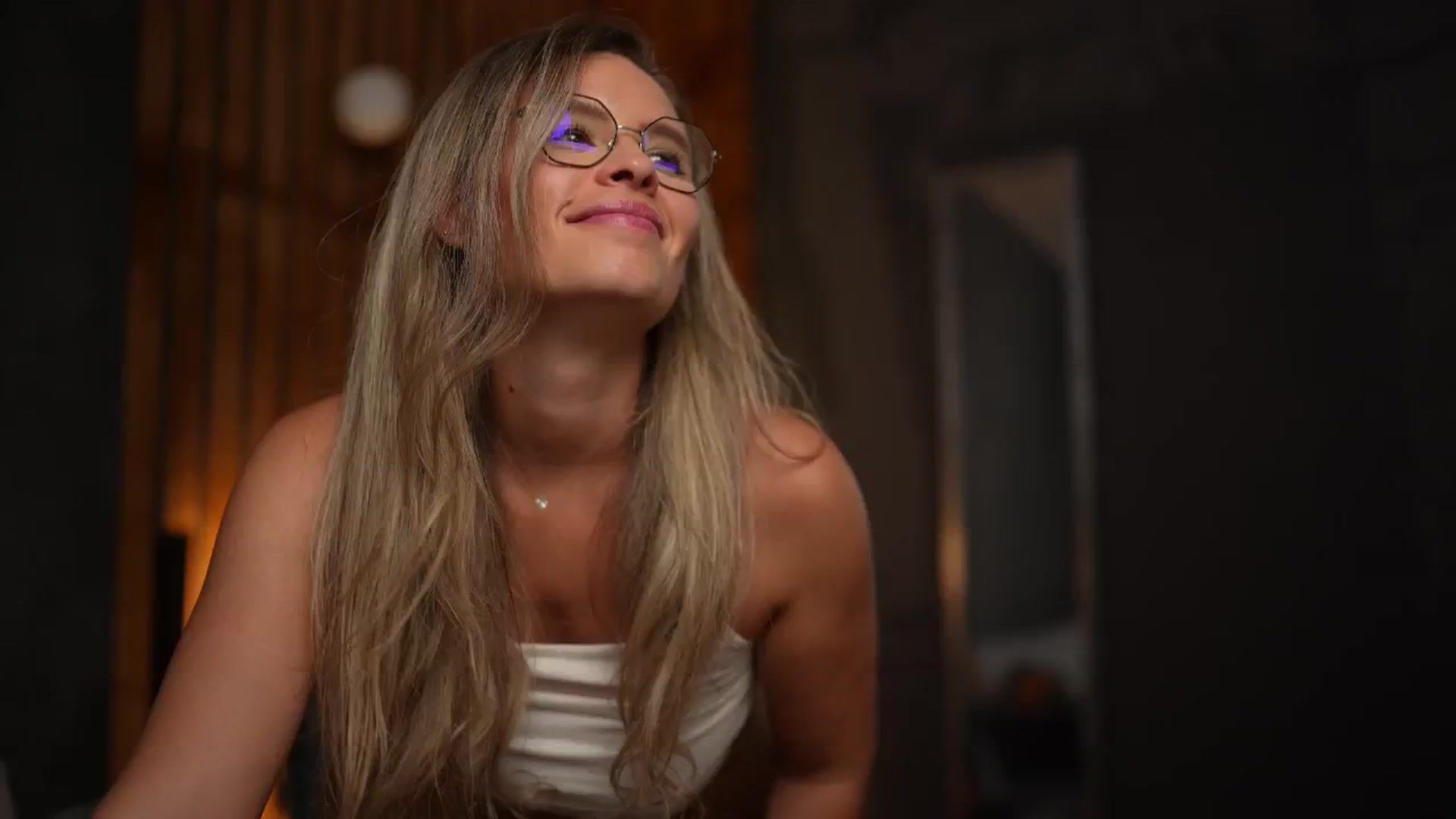 Gallery image thumbnail from BrandyWhite's myfreecams stream on, 09/11/2024, 07:33 image 17 of 20