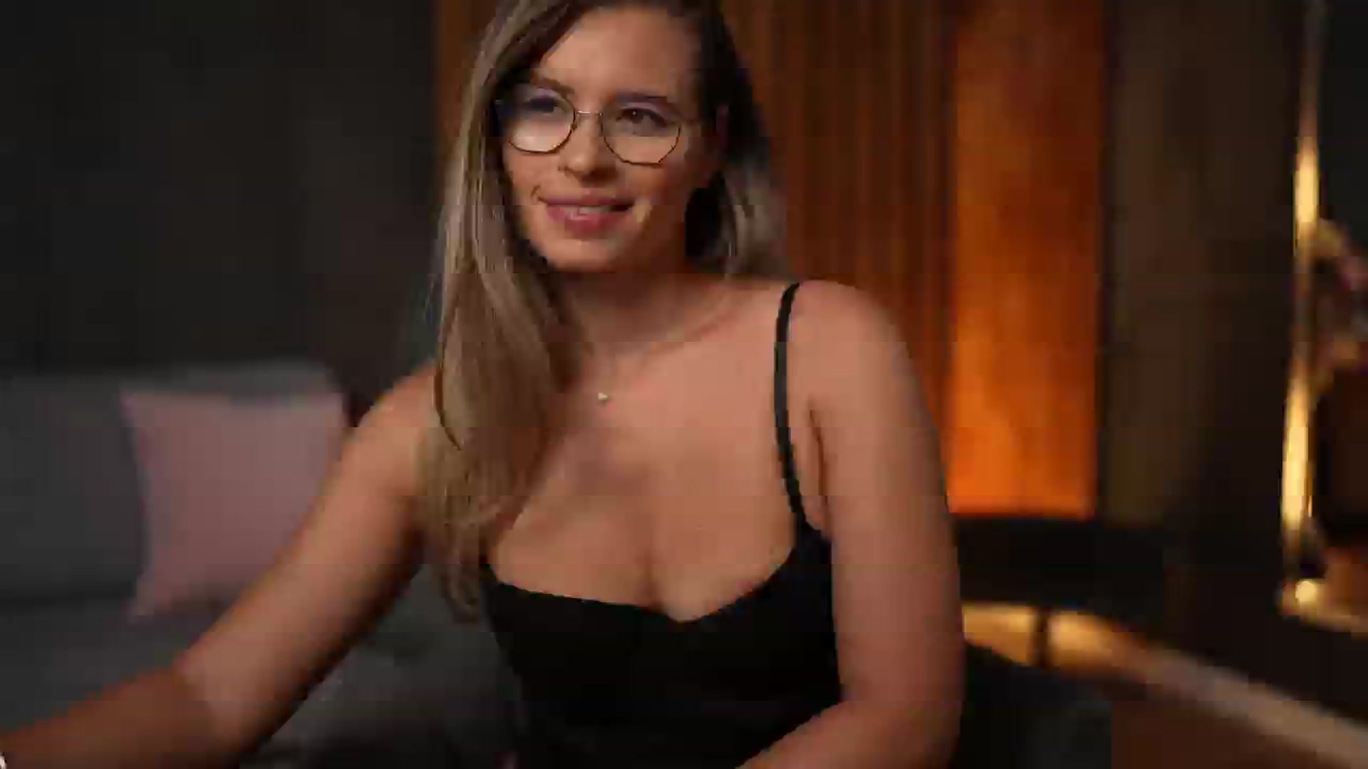 Gallery image thumbnail from BrandyWhite's myfreecams stream on, 09/20/2024, 10:06 image 11 of 20
