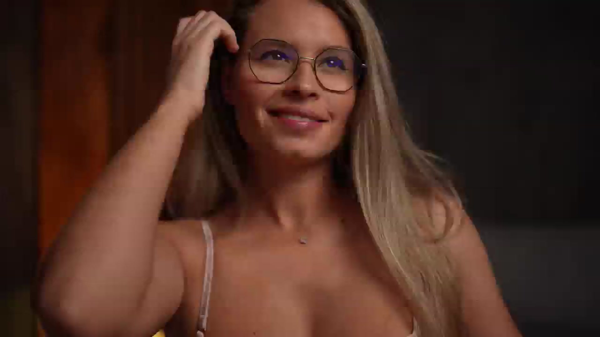 Gallery image thumbnail from BrandyWhite's myfreecams stream on, 01/20/2025, 06:27 image 7 of 20