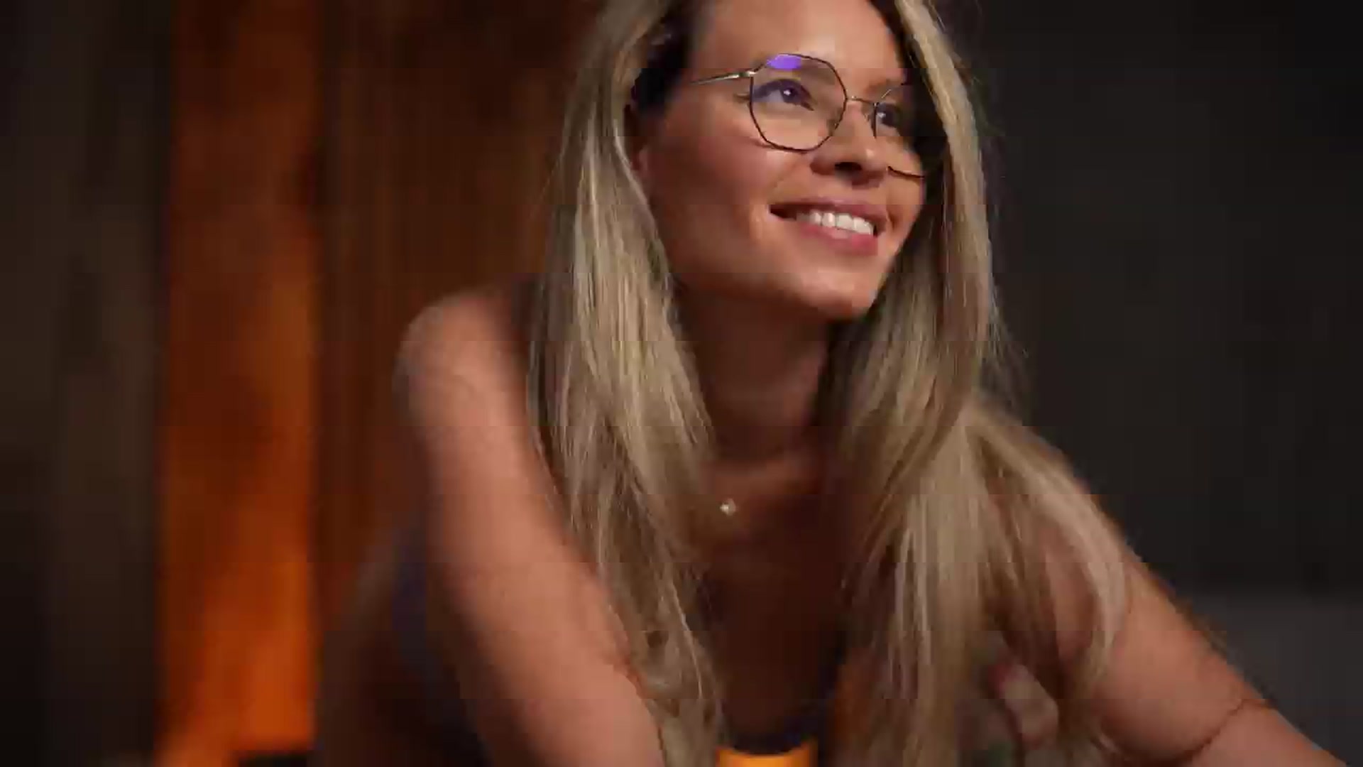 Gallery image thumbnail from BrandyWhite's myfreecams stream on, 01/28/2025, 07:25 image 5 of 20