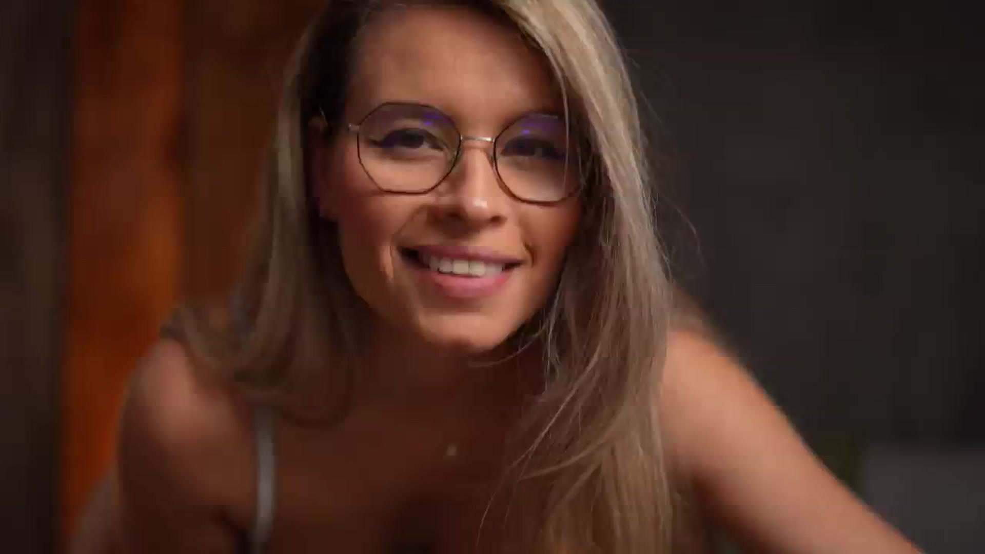 Gallery image thumbnail from BrandyWhite's myfreecams stream on, 03/11/2025, 06:30 image 12 of 20