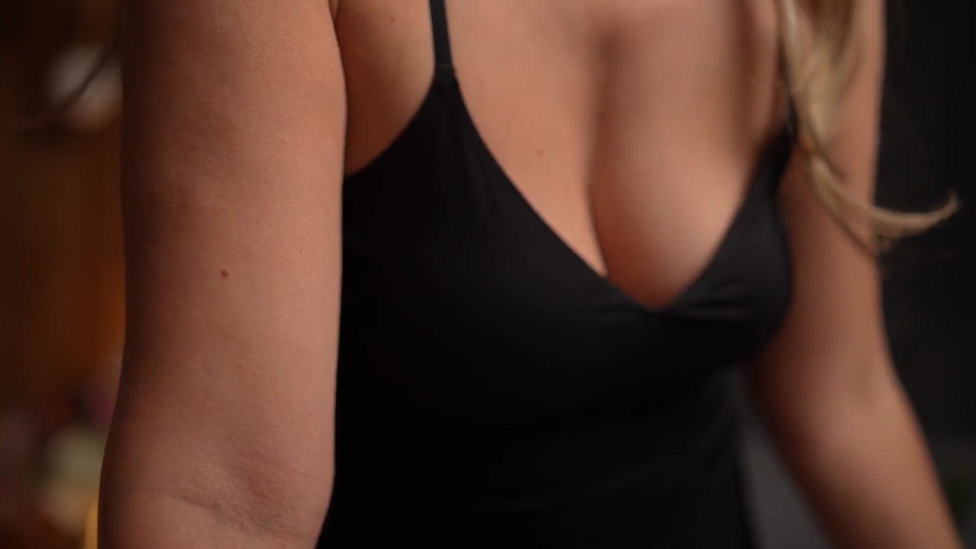 Gallery image thumbnail from BrandyWhite's myfreecams stream on, 07/06/2025, 07:20 image 17 of 20