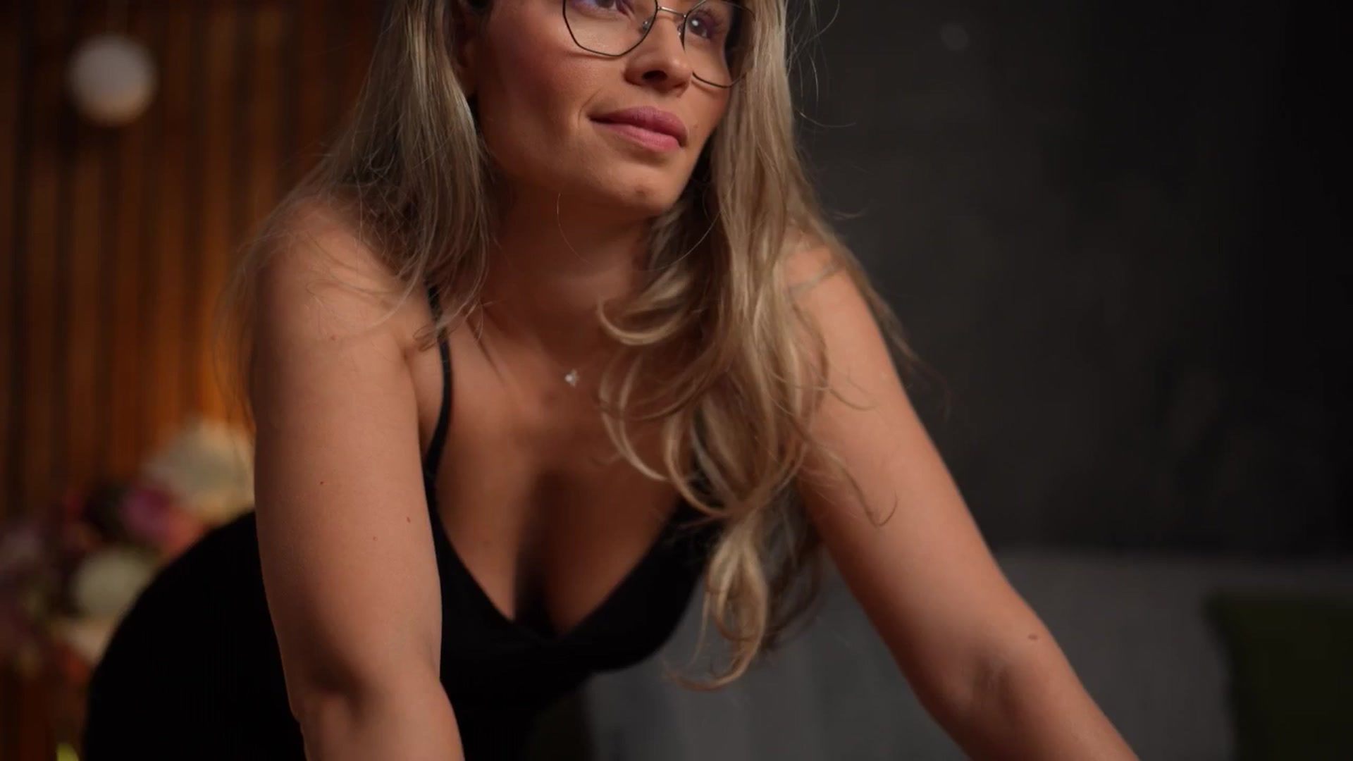 Gallery image thumbnail from BrandyWhite's myfreecams stream on, 07/15/2025, 06:39 image 2 of 20