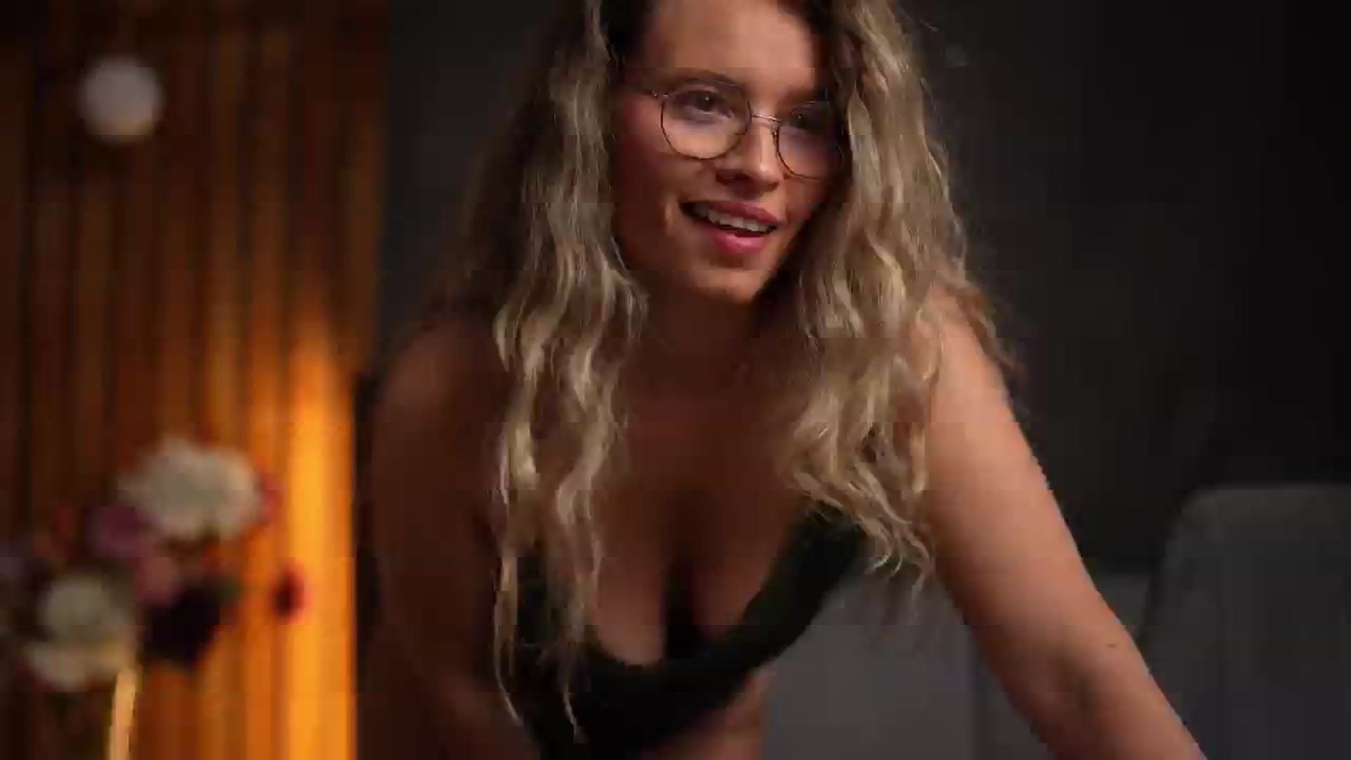 Gallery image thumbnail from BrandyWhite's myfreecams stream on, 08/25/2025, 05:52 image 6 of 20