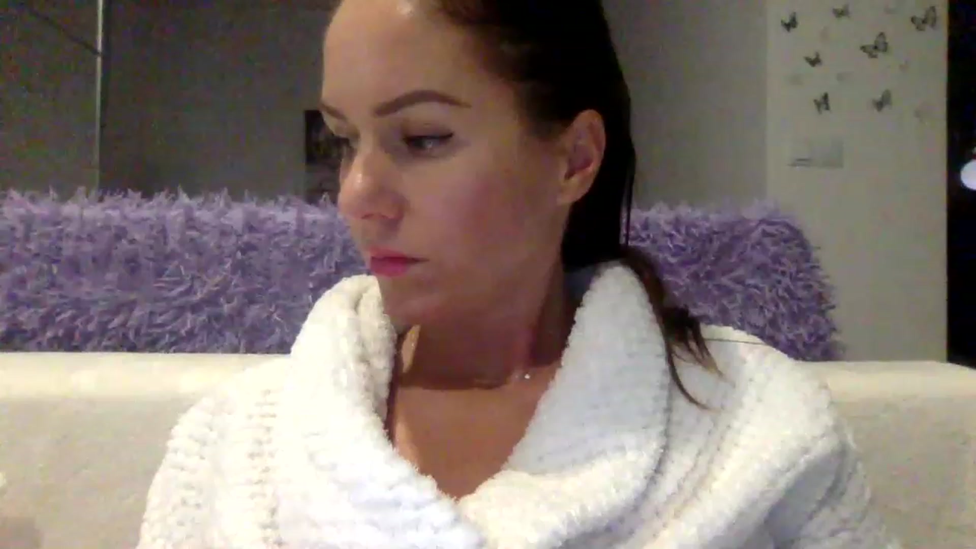 Gallery image thumbnail from Brandybella's myfreecams stream on, 11/27/2022, 15:16 image 10 of 20