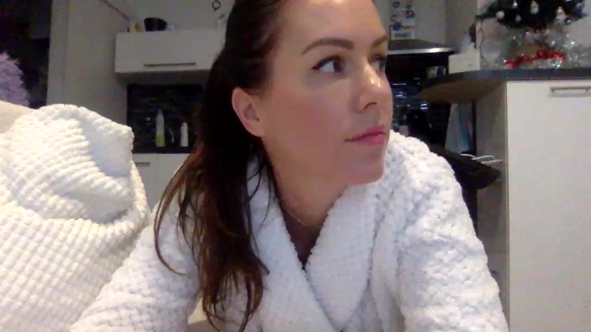 Gallery image thumbnail from Brandybella's myfreecams stream on, 11/27/2022, 15:16 image 3 of 20