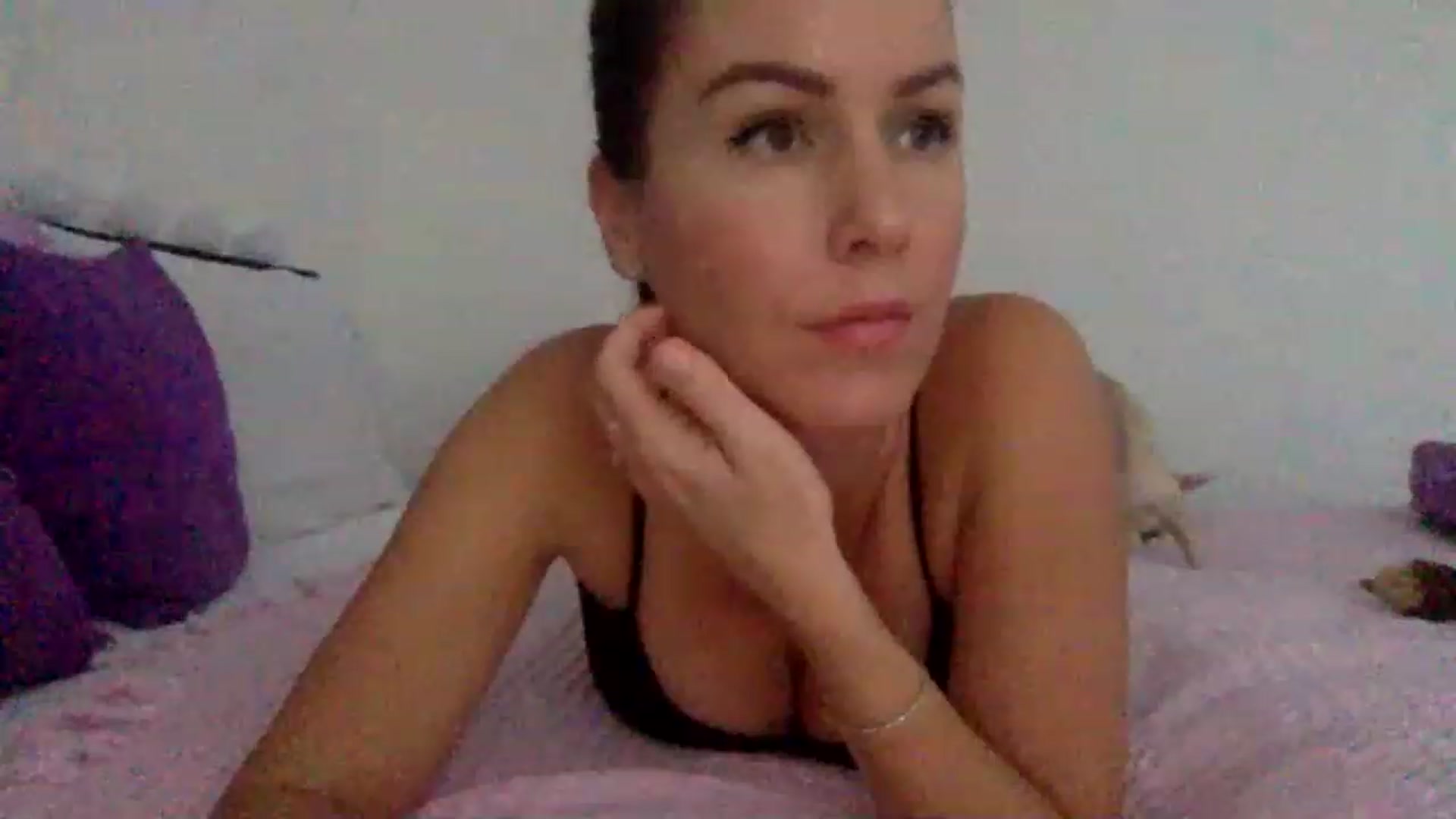 Gallery image thumbnail from Brandybella's myfreecams stream on, 11/29/2022, 14:35 image 5 of 20