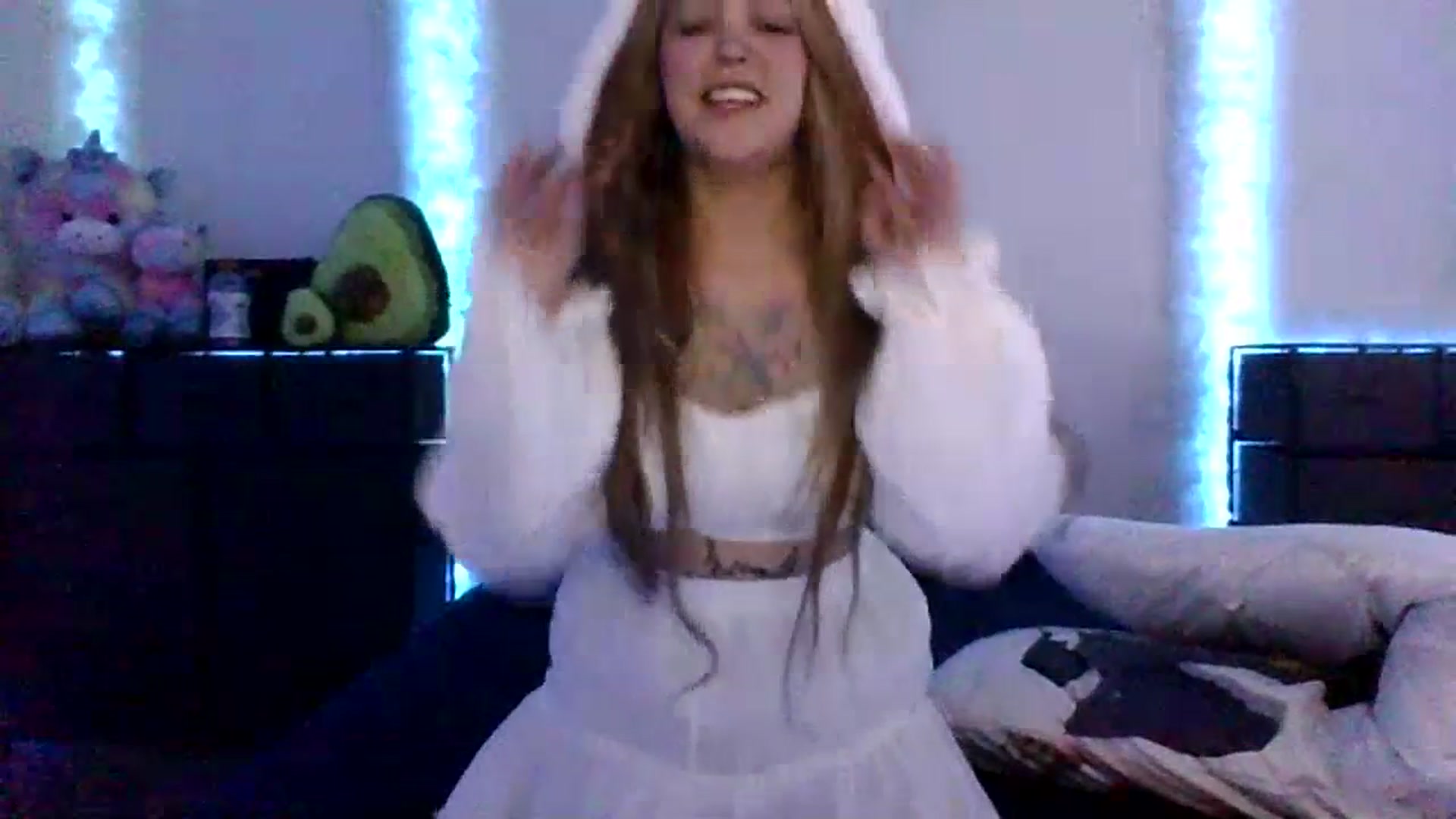 Gallery image thumbnail from BratSnack's myfreecams stream on, 07/13/2023, 16:52 image 19 of 20
