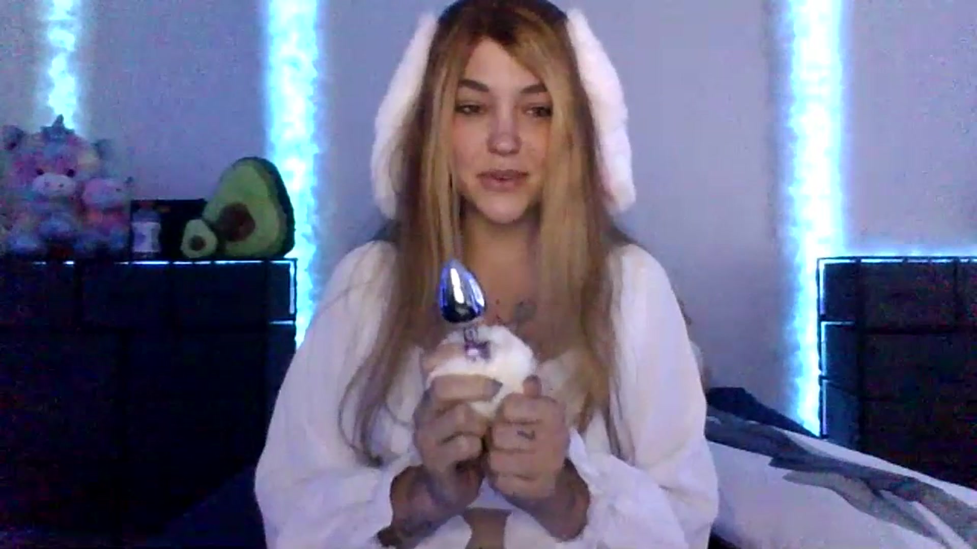 Gallery image thumbnail from BratSnack's myfreecams stream on, 07/13/2023, 16:52 image 10 of 20