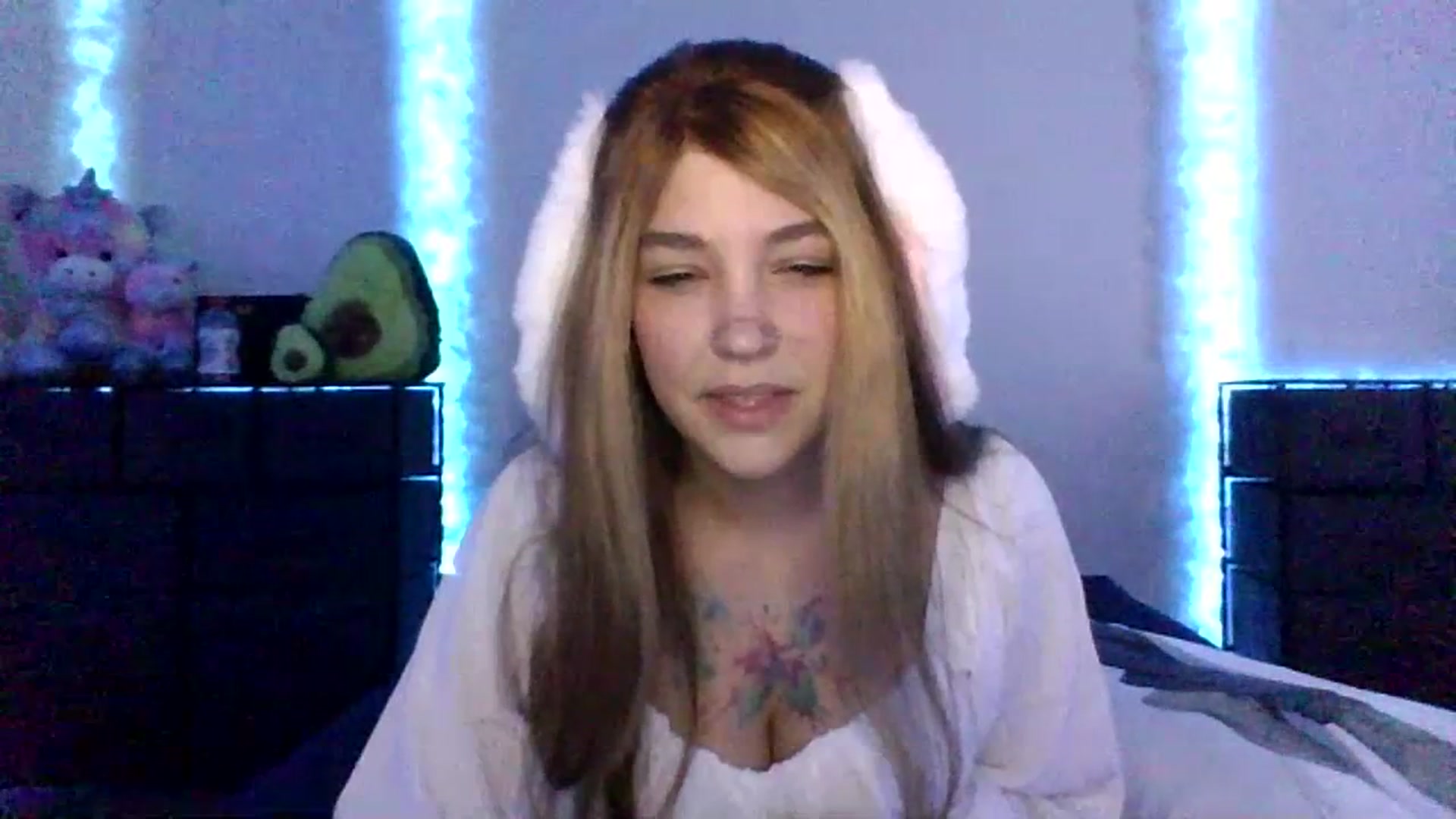 Gallery image thumbnail from BratSnack's myfreecams stream on, 07/13/2023, 16:52 image 3 of 20