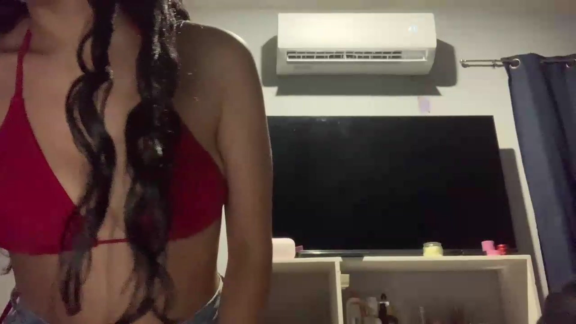 Gallery image thumbnail from Brattiputty's myfreecams stream on, 09/02/2026, 02:19 image 8 of 20