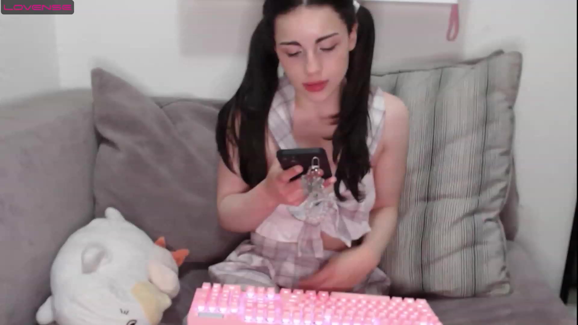 Gallery image thumbnail from BrattyMia's myfreecams stream on, 05/29/2023, 05:20 image 9 of 20