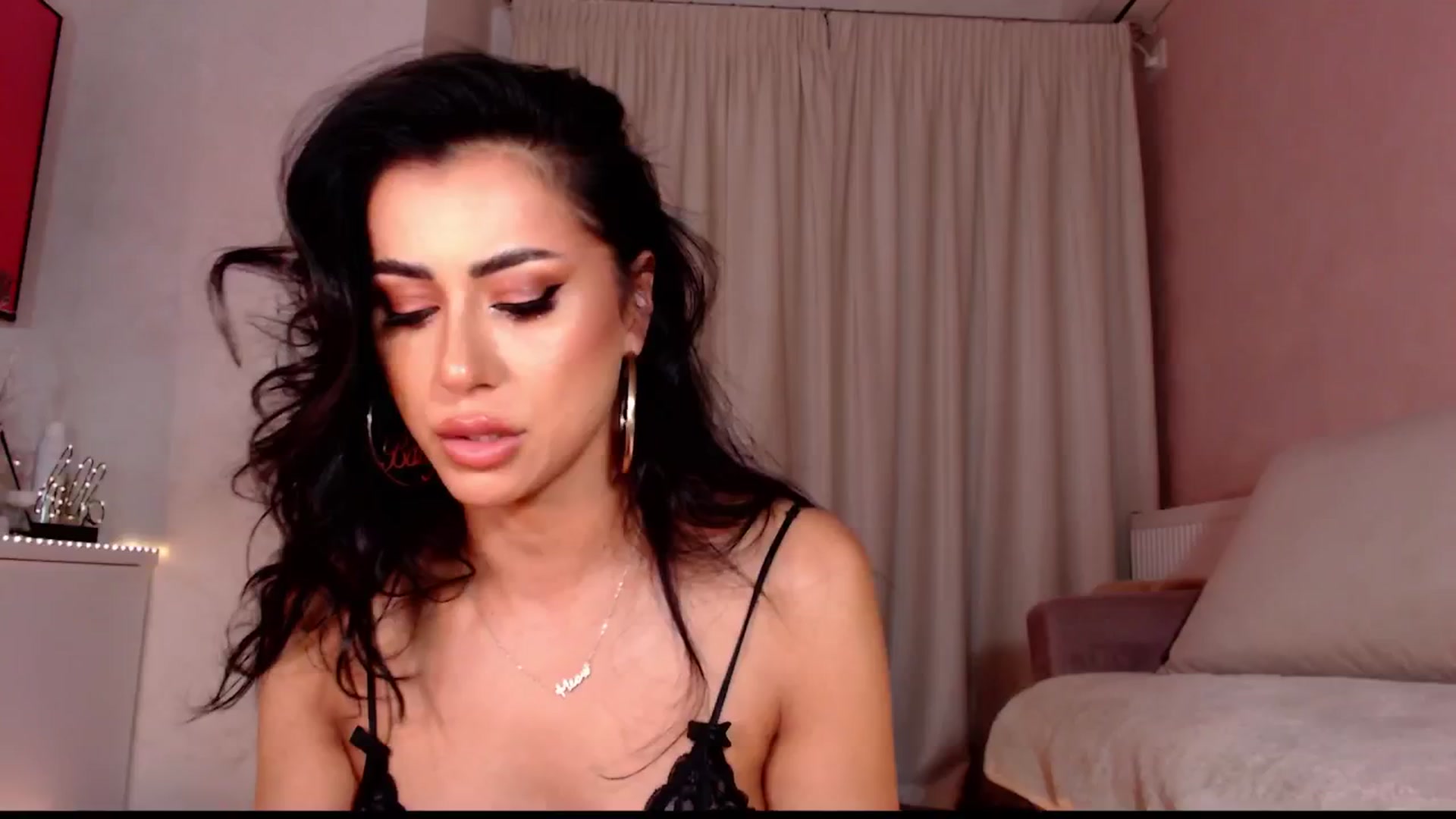Gallery image thumbnail from Bratty_Dya's myfreecams stream on, 10/20/2024, 22:14 image 12 of 20