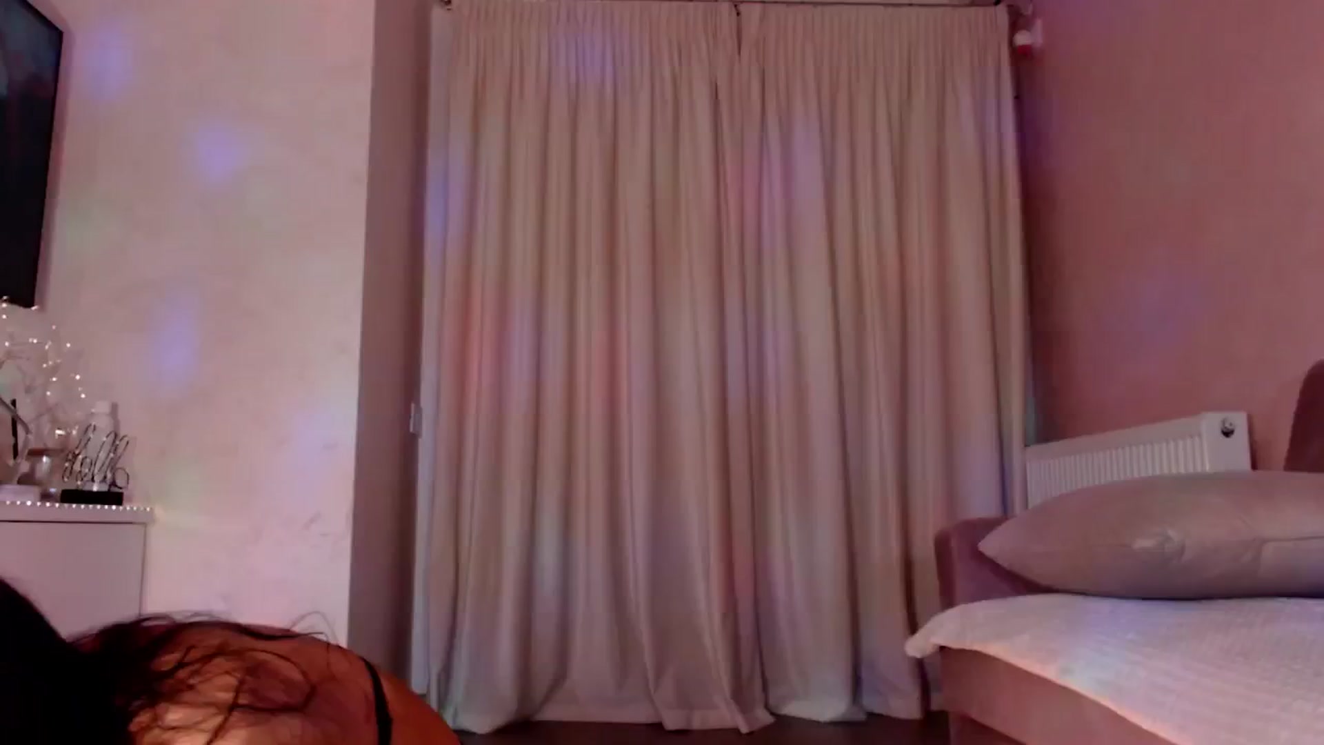 Gallery image thumbnail from Bratty_Dya's myfreecams stream on, 11/24/2024, 01:55 image 8 of 20