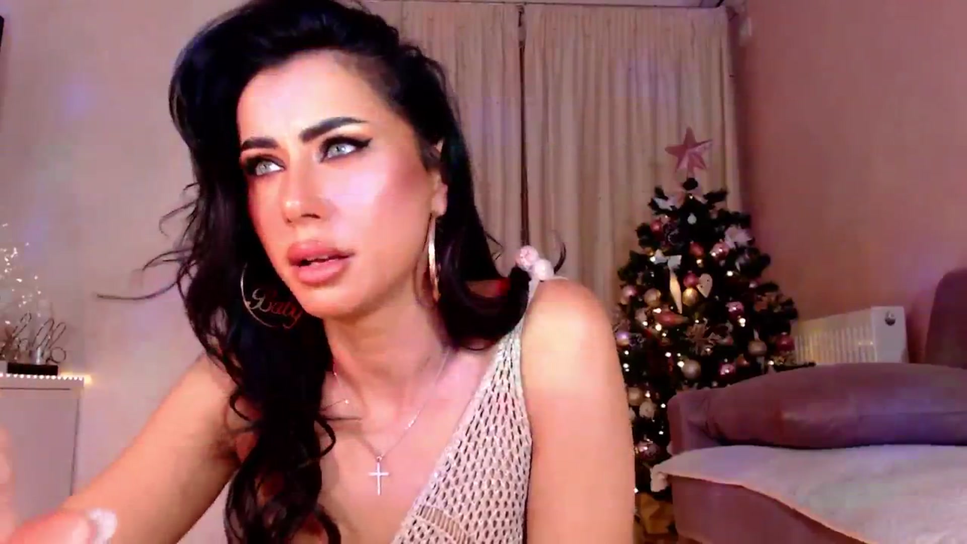 Gallery image thumbnail from Bratty_Dya's myfreecams stream on, 12/03/2024, 01:47 image 17 of 20
