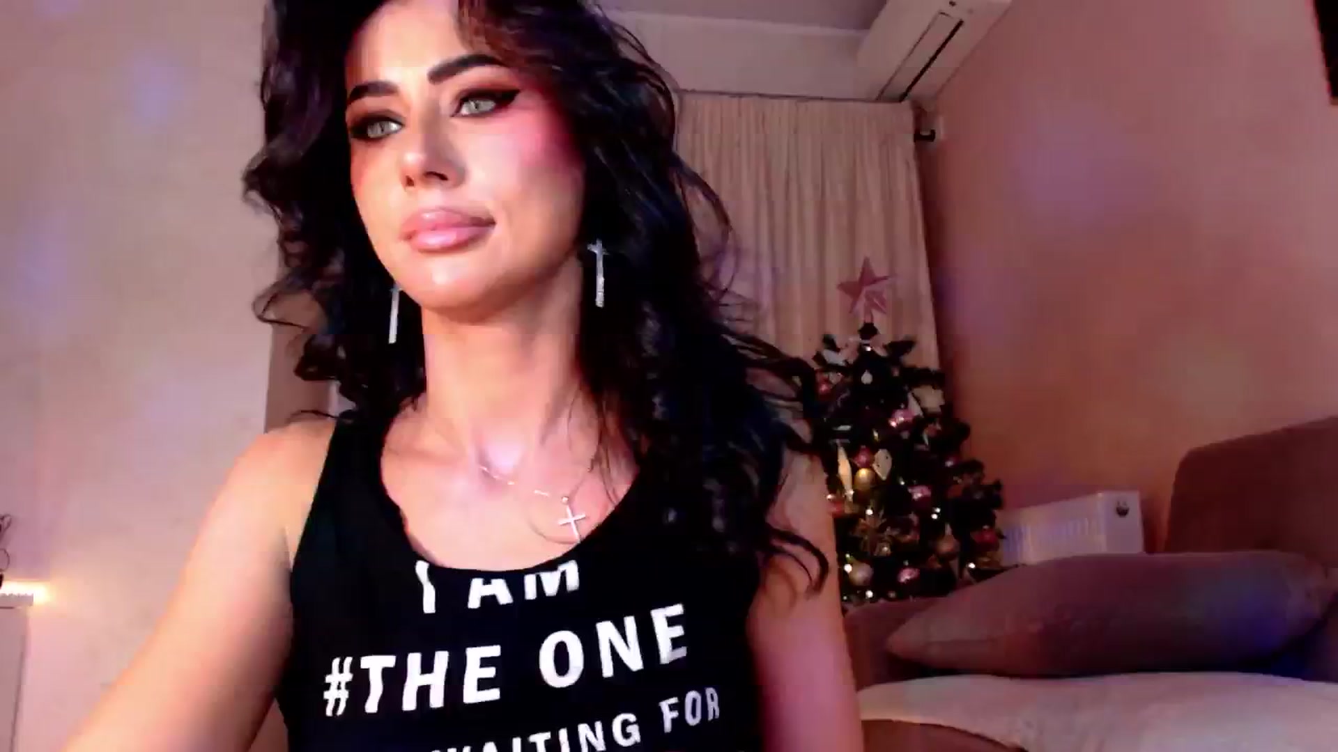 Gallery image thumbnail from Bratty_Dya's myfreecams stream on, 12/04/2024, 01:19 image 6 of 20
