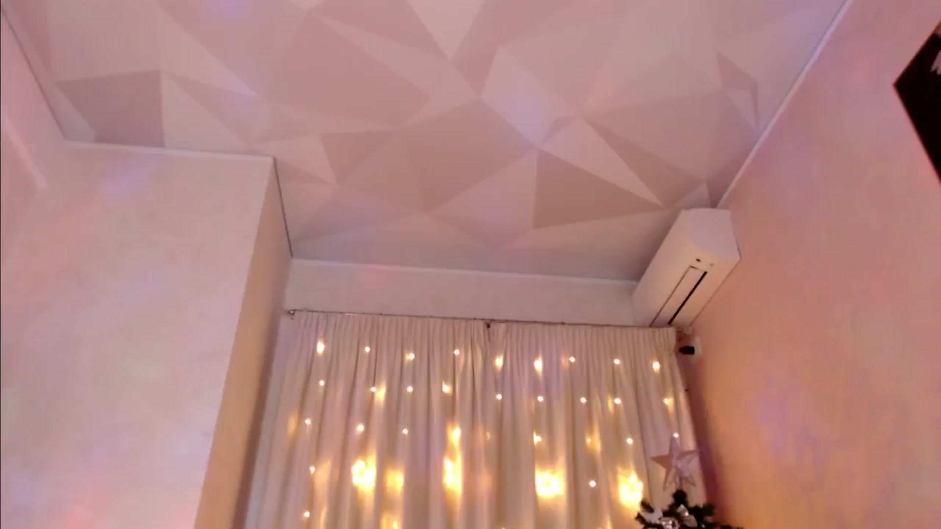 Gallery image thumbnail from Bratty_Dya's myfreecams stream on, 12/28/2024, 24:26 image 10 of 20