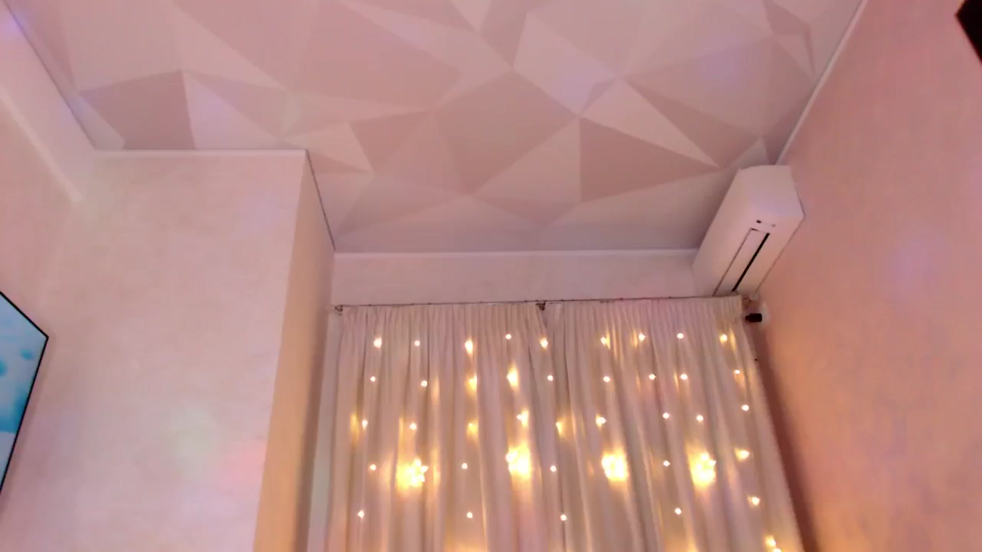 Gallery image thumbnail from Bratty_Dya's myfreecams stream on, 01/29/2025, 23:02 image 18 of 20