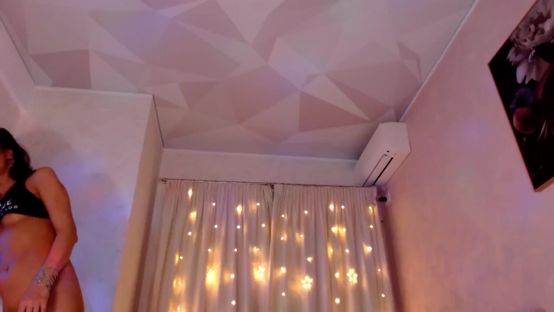 Gallery image thumbnail from Bratty_Dya's myfreecams stream on, 04/05/2025, 20:50 image 7 of 20