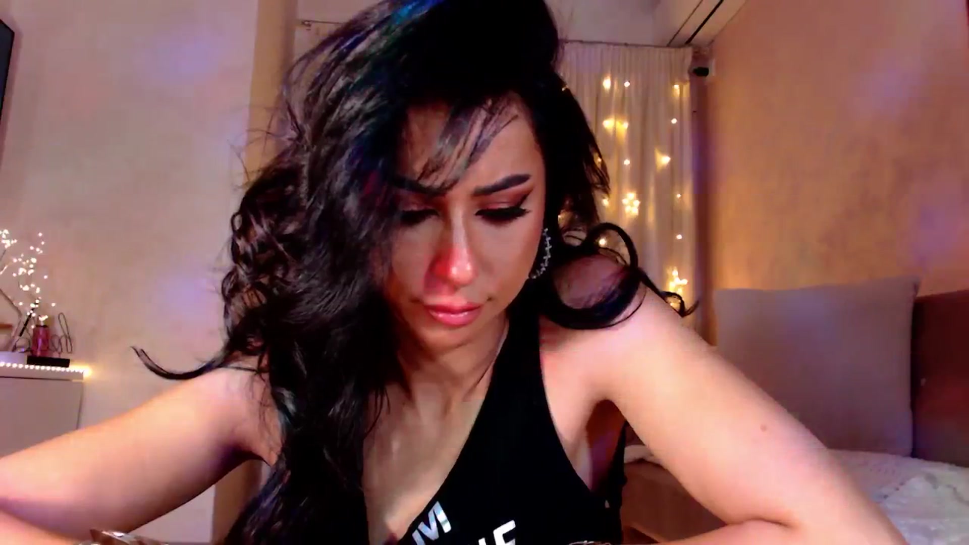 Gallery image thumbnail from Bratty_Dya's myfreecams stream on, 04/05/2025, 21:39 image 8 of 20