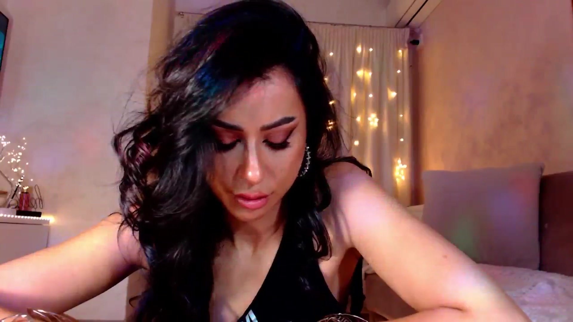 Gallery image thumbnail from Bratty_Dya's myfreecams stream on, 04/05/2025, 21:39 image 11 of 20