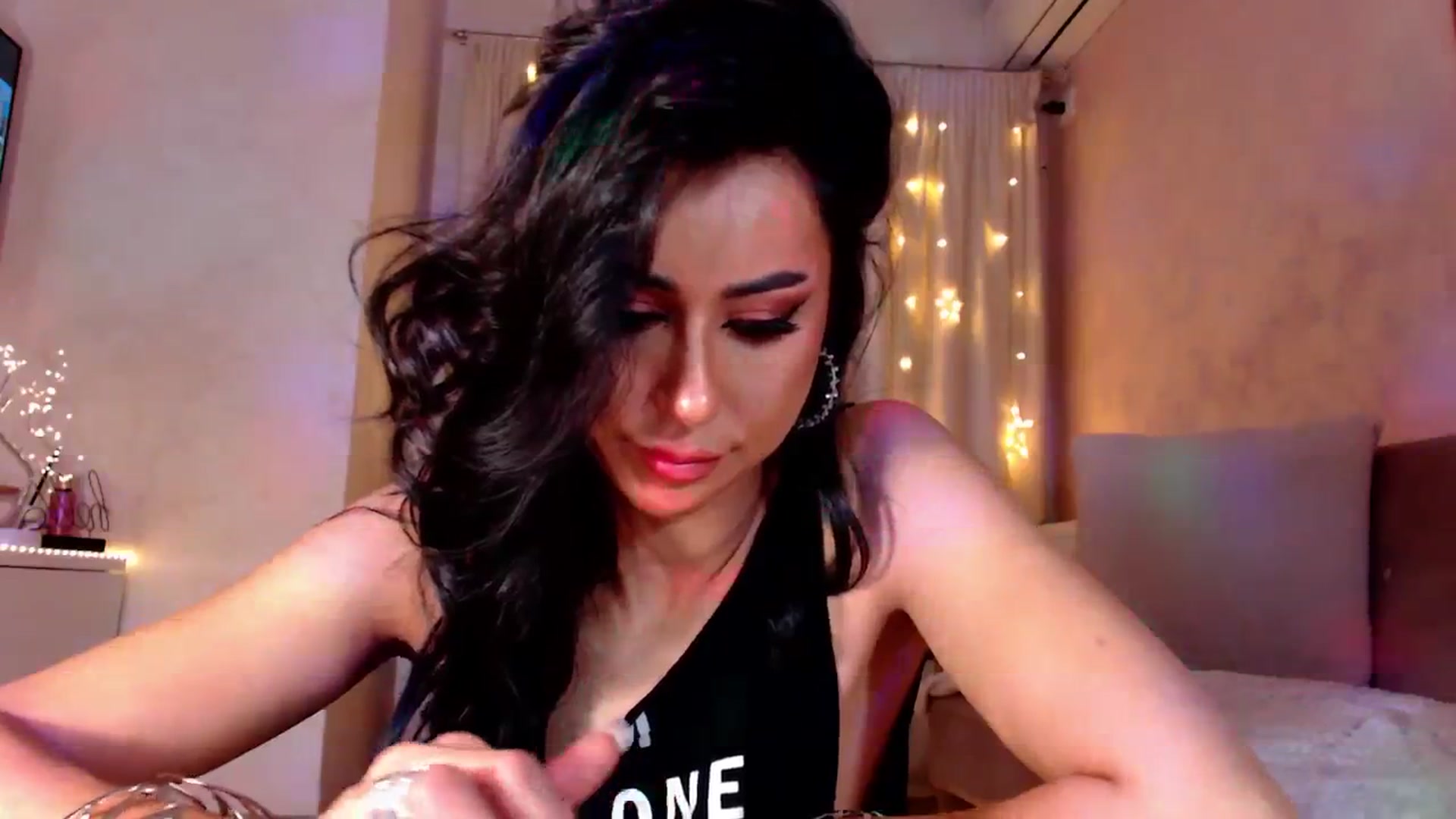 Gallery image thumbnail from Bratty_Dya's myfreecams stream on, 04/05/2025, 21:39 image 16 of 20