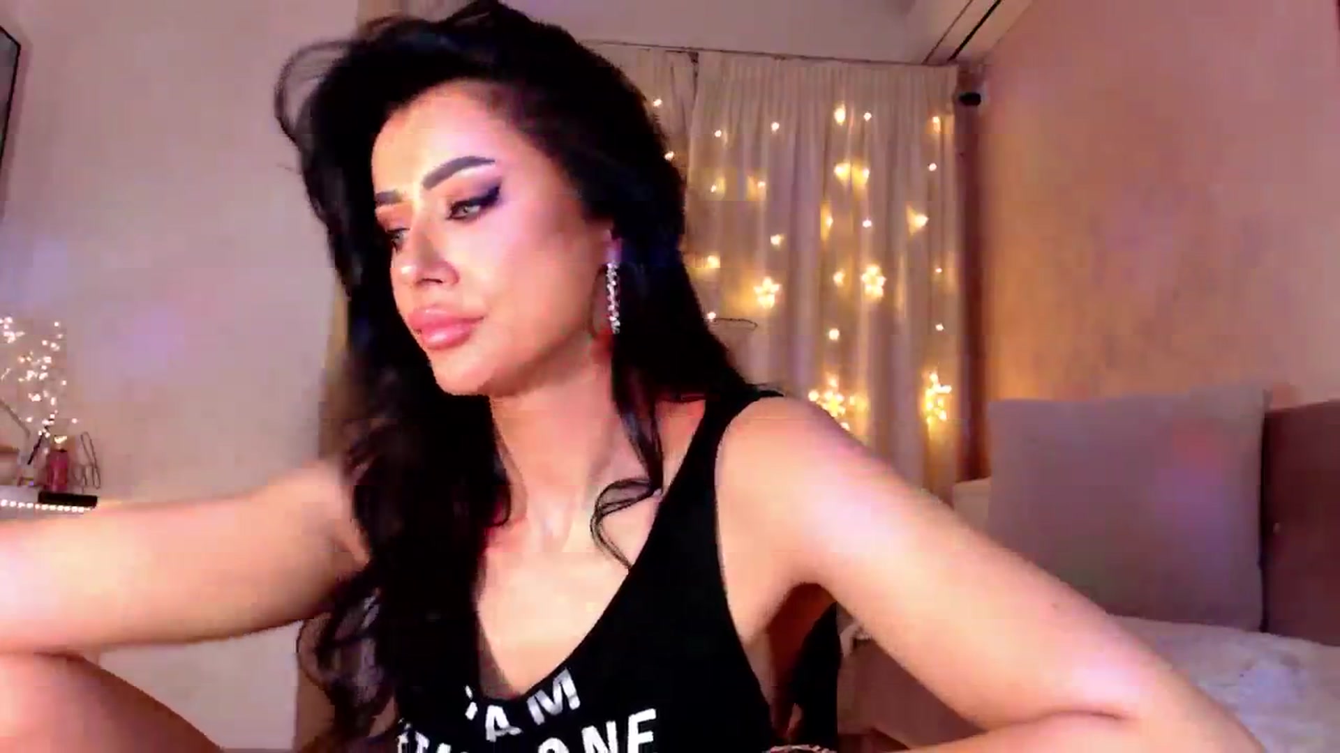 Gallery image thumbnail from Bratty_Dya's myfreecams stream on, 04/05/2025, 21:39 image 17 of 20