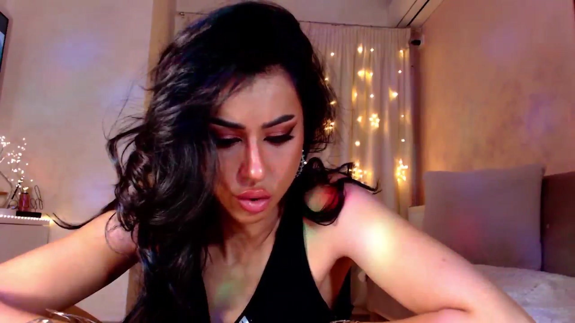 Gallery image thumbnail from Bratty_Dya's myfreecams stream on, 04/05/2025, 21:39 image 9 of 20