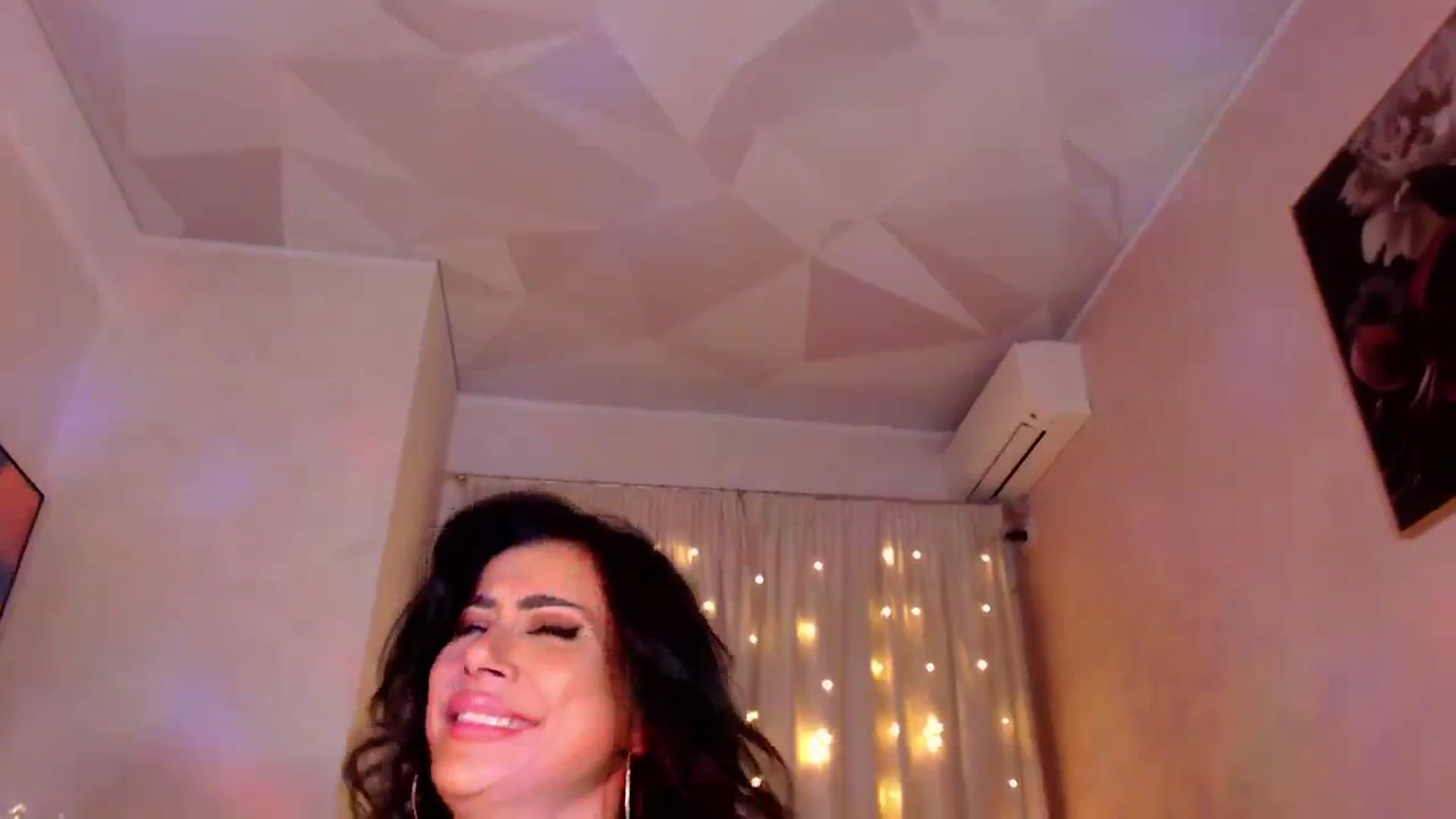 Gallery image thumbnail from Bratty_Dya's myfreecams stream on, 04/27/2025, 20:54 image 19 of 20