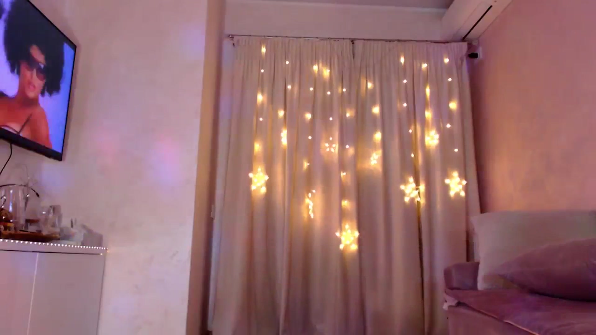Gallery image thumbnail from Bratty_Dya's myfreecams stream on, 07/11/2025, 17:13 image 18 of 20