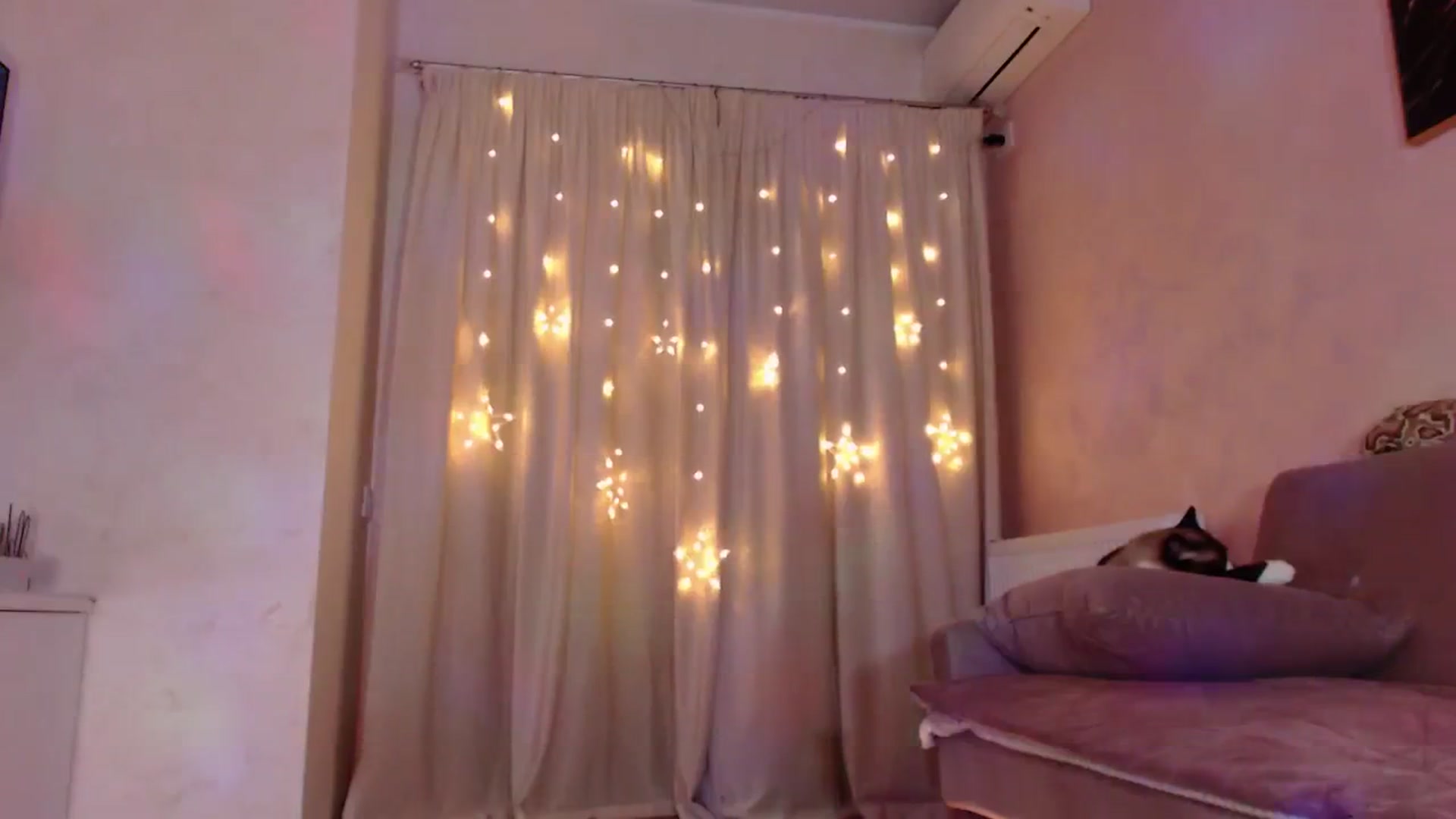 Gallery image thumbnail from Bratty_Dya's myfreecams stream on, 07/14/2025, 20:21 image 10 of 20