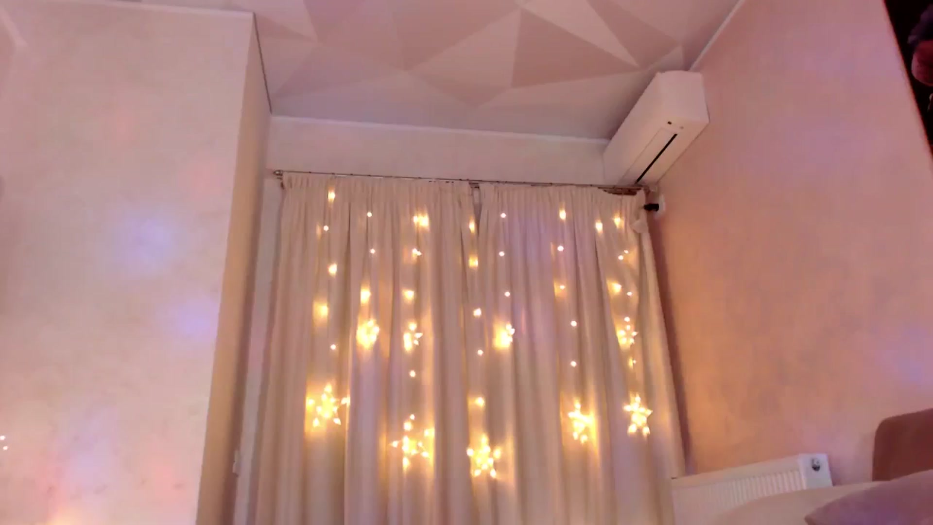 Gallery image thumbnail from Bratty_Dya's myfreecams stream on, 07/25/2025, 13:52 image 3 of 20