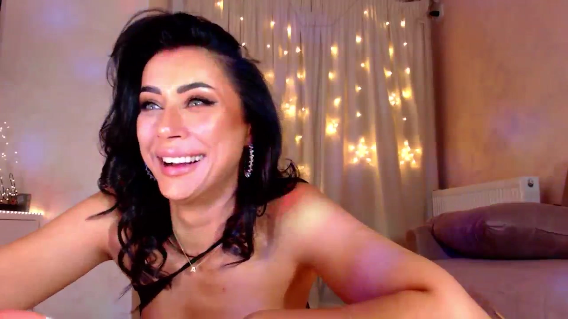 Gallery image thumbnail from Bratty_Dya's myfreecams stream on, 08/27/2025, 23:26 image 12 of 20