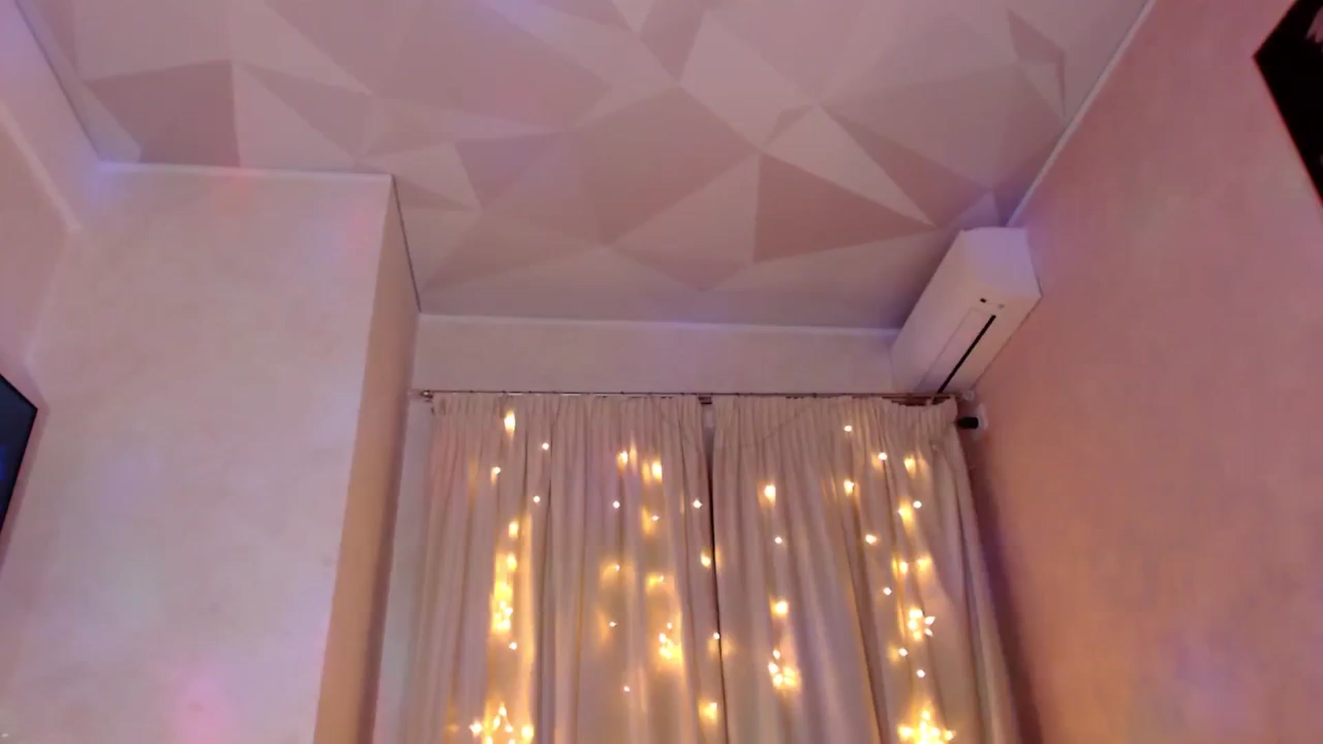 Gallery image thumbnail from Bratty_Dya's myfreecams stream on, 09/05/2025, 23:37 image 18 of 20