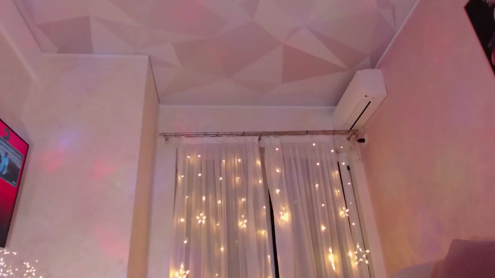 Gallery image thumbnail from Bratty_Dya's myfreecams stream on, 10/01/2025, 22:35 image 1 of 20