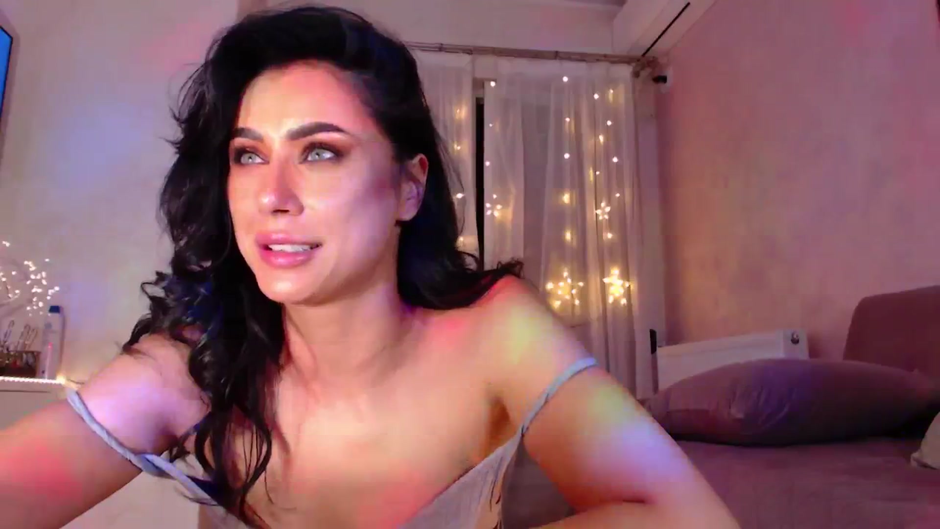 Gallery image thumbnail from Bratty_Dya's myfreecams stream on, 10/06/2025, 23:46 image 7 of 20