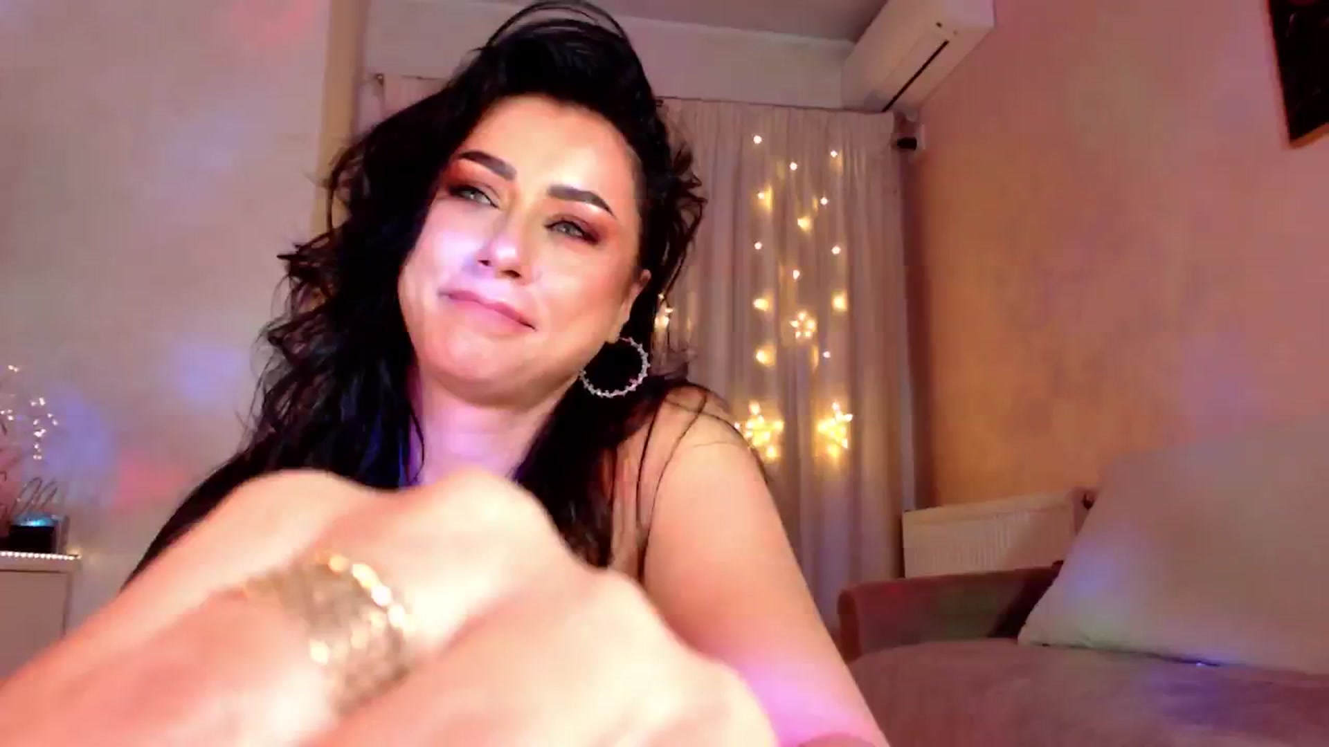 Gallery image thumbnail from Bratty_Dya's myfreecams stream on, 10/18/2025, 21:01 image 5 of 20