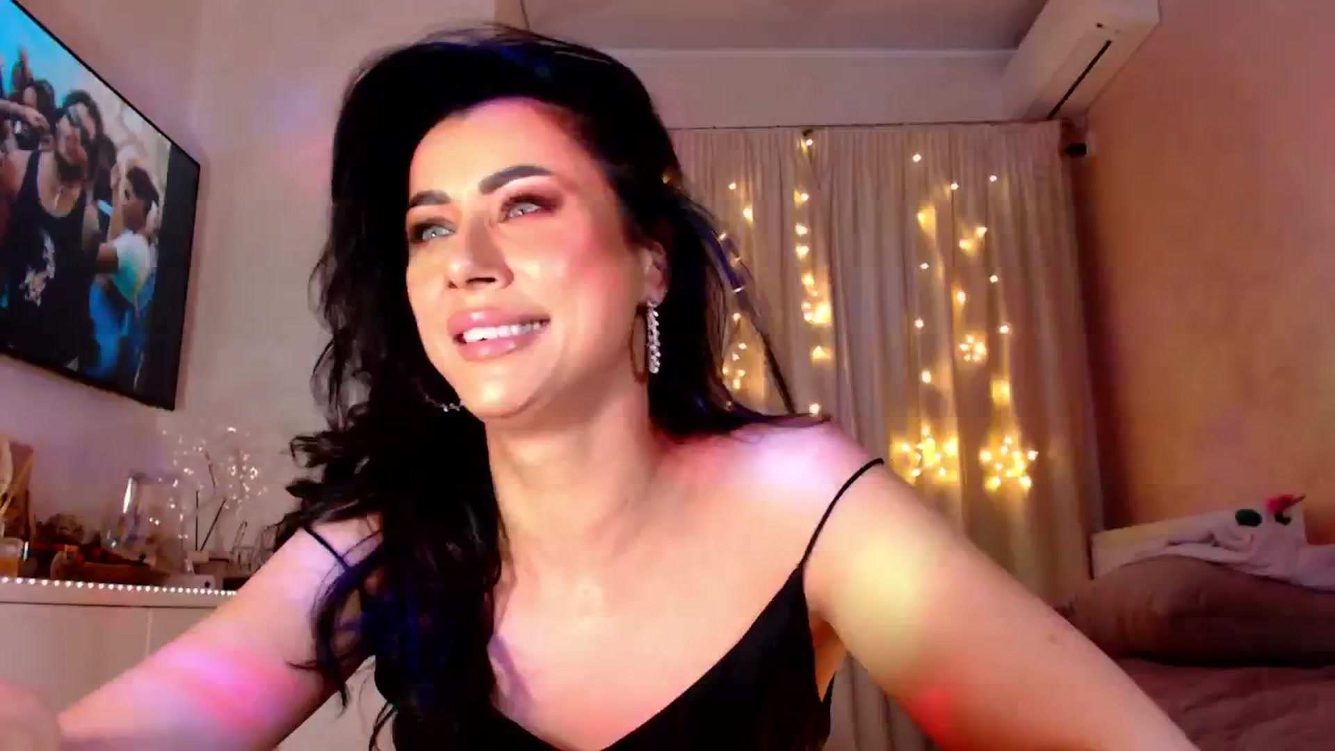 Gallery image thumbnail from Bratty_Dya's myfreecams stream on, 10/27/2025, 23:12 image 1 of 20