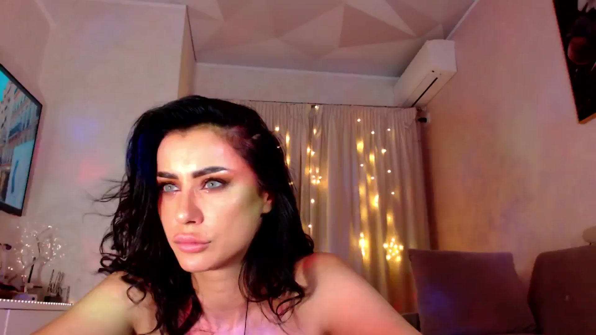 Gallery image thumbnail from Bratty_Dya's myfreecams stream on, 11/01/2025, 01:46 image 18 of 20