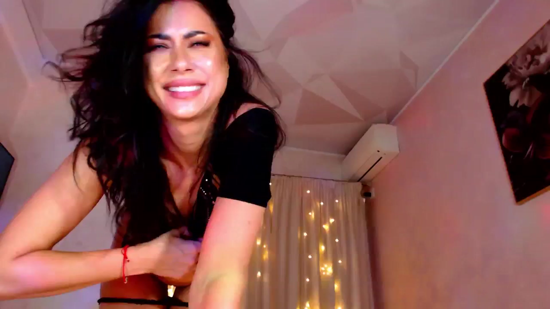 Gallery image thumbnail from Bratty_Dya's myfreecams stream on, 11/21/2025, 01:05 image 6 of 20