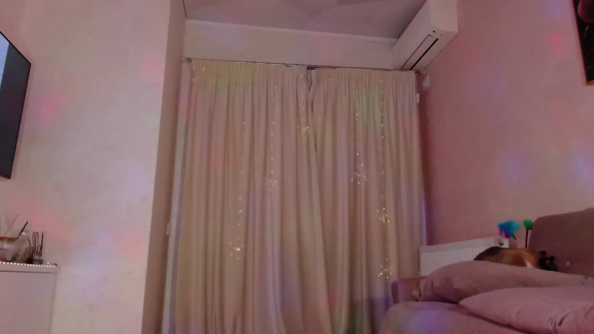 Gallery image thumbnail from Bratty_Dya's myfreecams stream on, 02/22/2026, 18:46 image 11 of 20