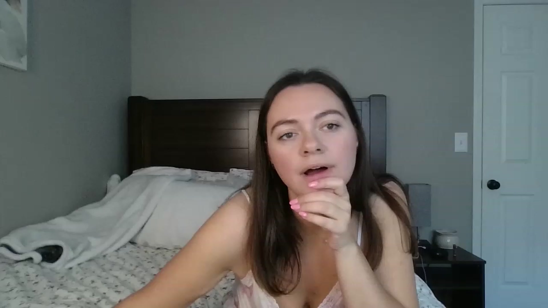 Gallery image thumbnail from Brattyb94's myfreecams stream on, 06/25/2023, 17:40 image 10 of 20
