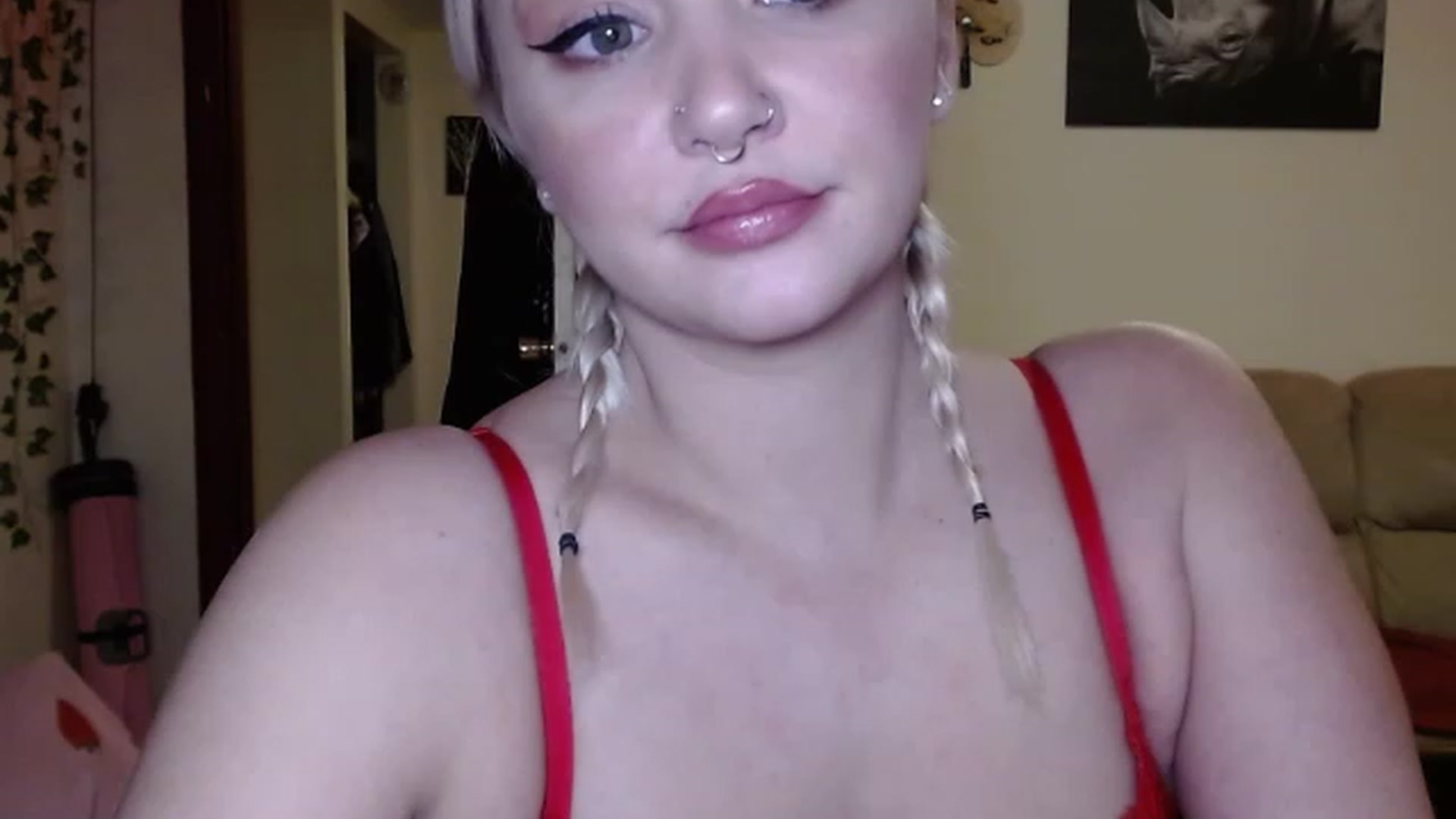 Gallery image thumbnail from Brattygodess's myfreecams stream on, 11/29/2022, 09:28 image 4 of 20