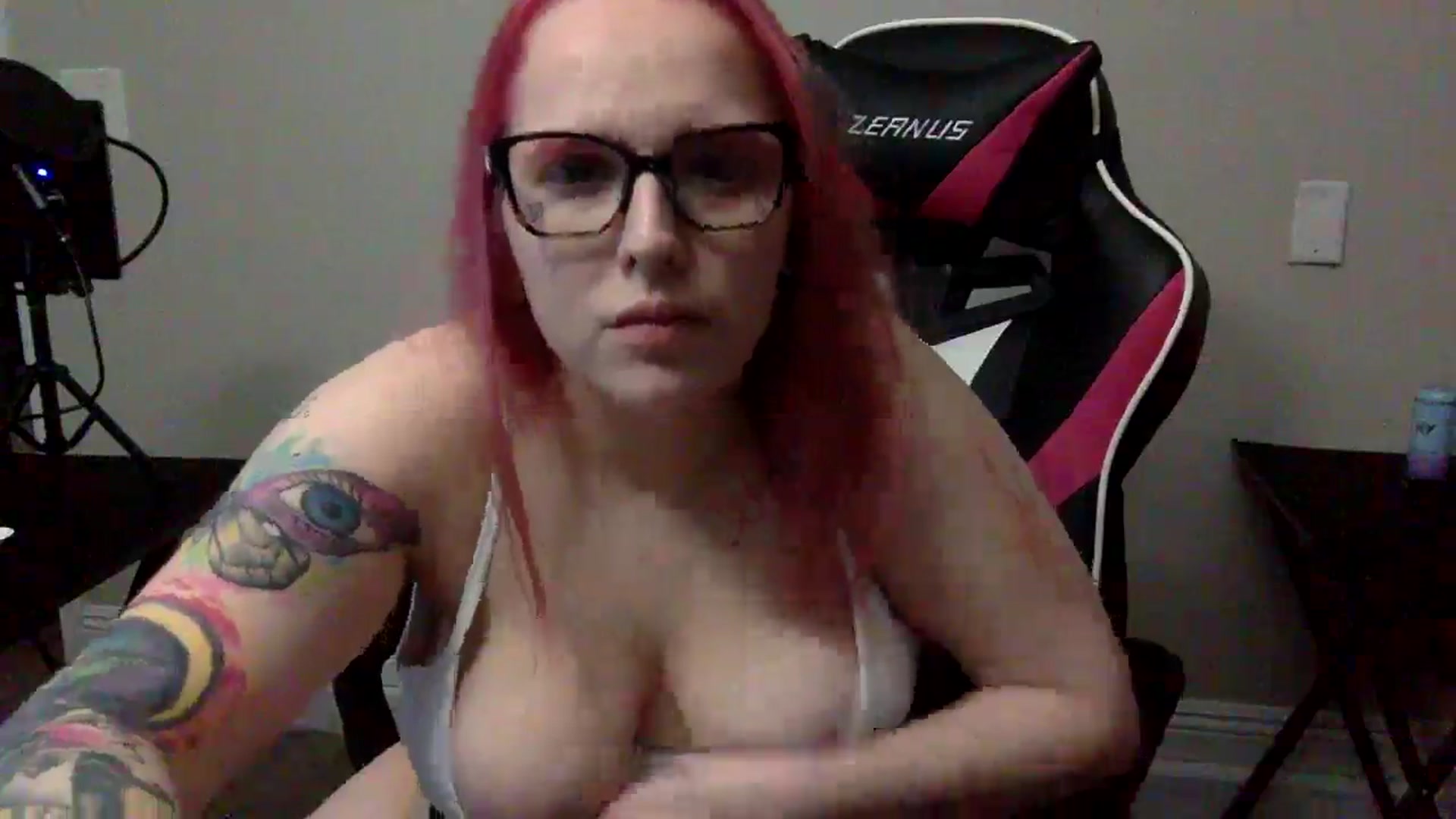 Gallery image thumbnail from Brazilianbby's myfreecams stream on, 04/21/2025, 08:01 image 18 of 20