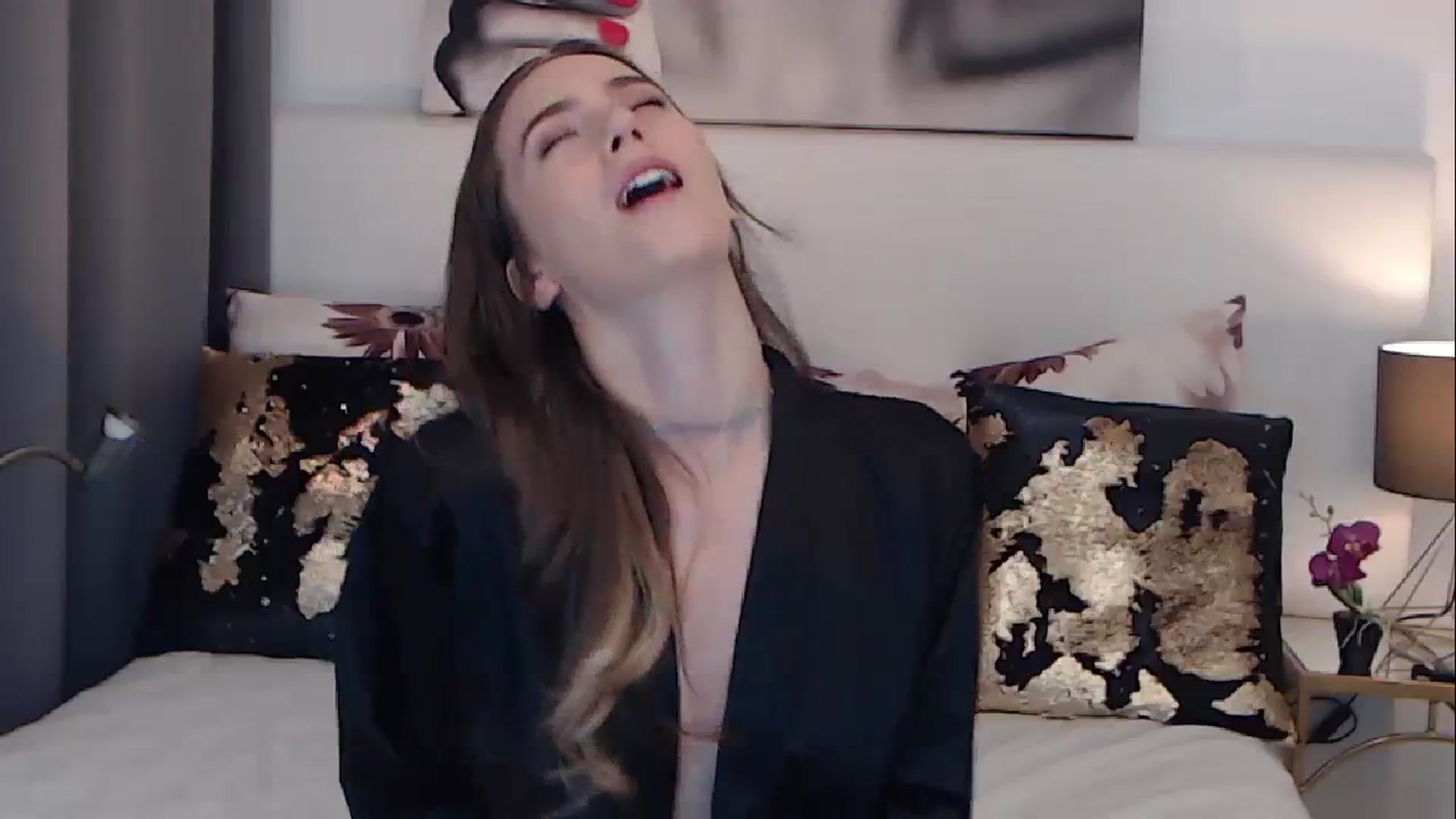 Gallery image thumbnail from BreeKanne's myfreecams stream on, 01/24/2024, 09:18 image 8 of 20