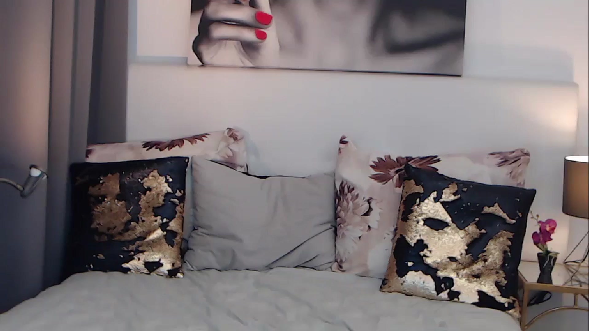 Gallery image thumbnail from BreeKanne's myfreecams stream on, 02/12/2024, 15:28 image 2 of 20