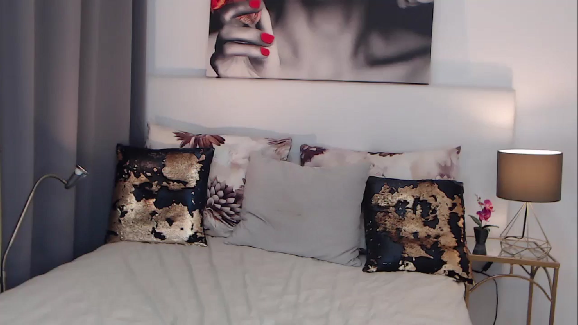 Gallery image thumbnail from BreeKanne's myfreecams stream on, 04/06/2024, 08:16 image 7 of 20